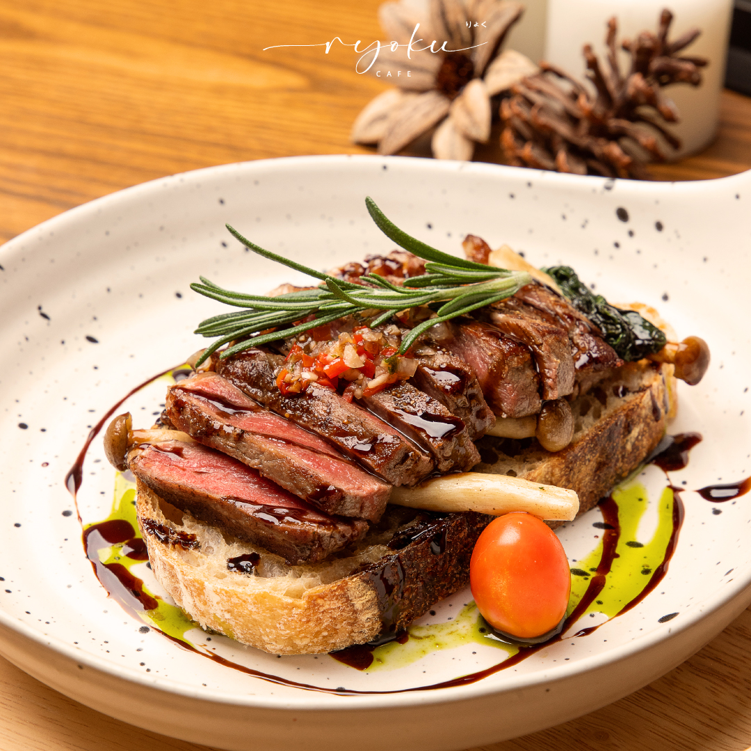 บ้านสวย ในสวน, Siam Brasserie , The Treehouse Nongchok, Natura Cafe, BaanNaiSuan Cafe&amp;Yoga, Patom, Portobello &amp; Désiré, ครัวบ้านสวนสุวรรณ, ร้านอาหารฐิตารีย์ สวนรถไฟ จตุจักร, บ้านสวน อบอวลรัก