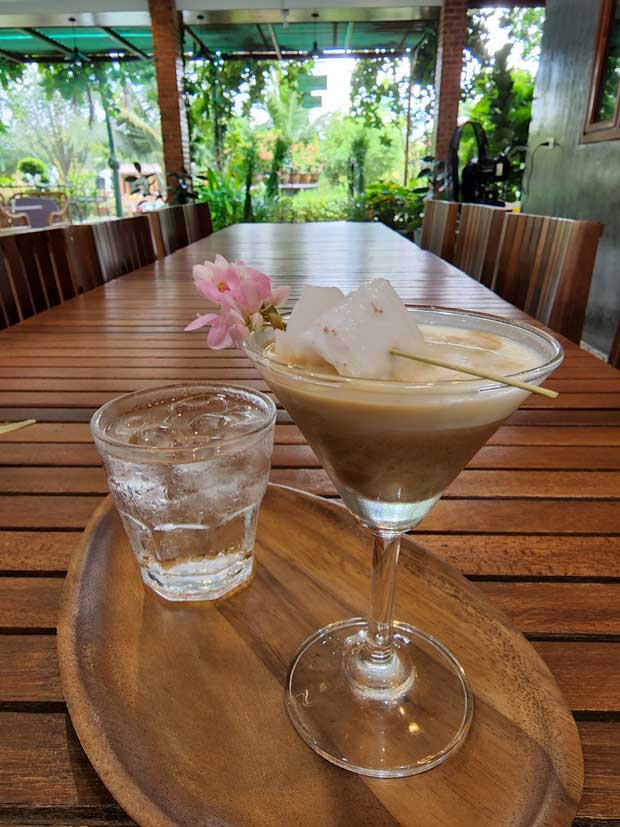 The Sine Cafe’, Whispering cafe, รักษ์น้ำคาเฟ่, Orenchi Cafe, KAWA Coffee and Co., Orenchi Specialty Coffee, Attitude Coffee, Memory House Cafe, In Garden Hut Cafe, ChataThammachart, She's The Legend Cafe, RIVA floating cafe, Good Mood House, นึก คาเฟ่ - วัดไร่ขิง, Ton Khao Terrace, CHADA Tea Boutique, Kark Crof.f