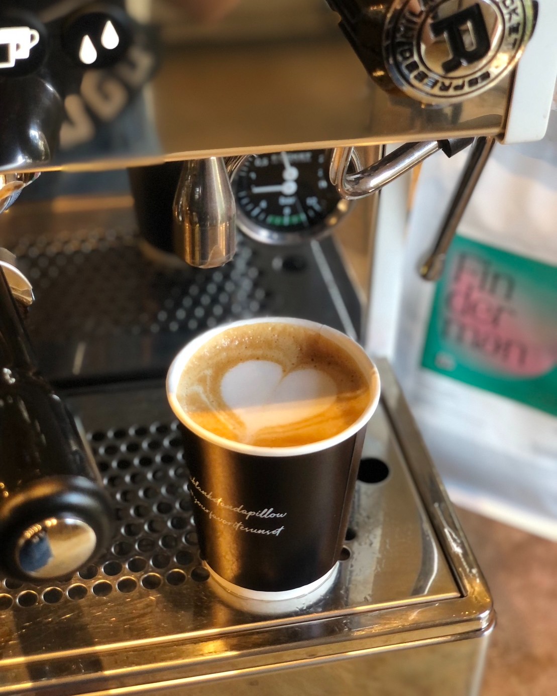 MOONSTo̲̲NE, Bread Crumbs Cafe, Happy Cafe and Minifarm, เสื่อผืน หมอนใบ, WA-Phuket, Honest Coffee &amp; Service, Grove Phuket, RYN, DouBrew Coffee &amp; Craft, The Tent, หนัง(สือ)2521