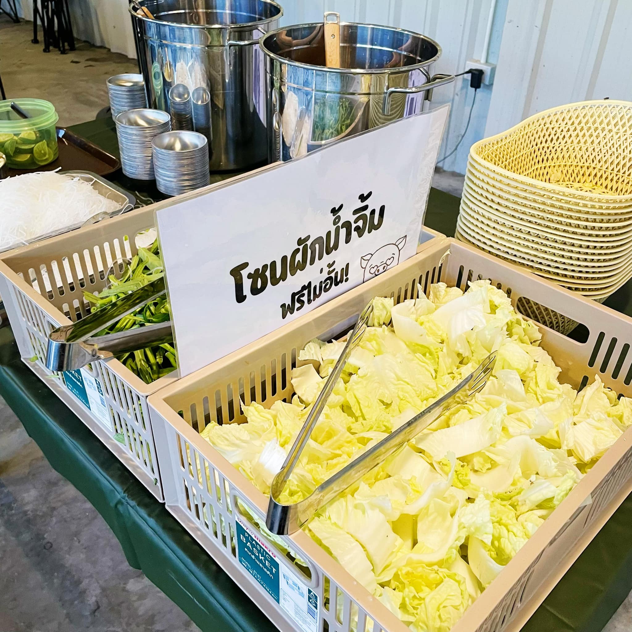 คุณภัฐหมูกะทะ, รักเขาหลงเขา หมูกระทะ, จ่า หมูกระทะ สาขา ซอยอุดมเดช, สานฝัน หมูกระทะ, อร่อยเต็ม 10 หมูกระทะ ชาบู, บังโก๊ะหมูกระทะชั่งโล, แก้มตุ่ย8 หมูกระทะ, หจก.หมูกระทะ, AK หมูกระทะชั่งกิโล สุขสวัสดิ์26