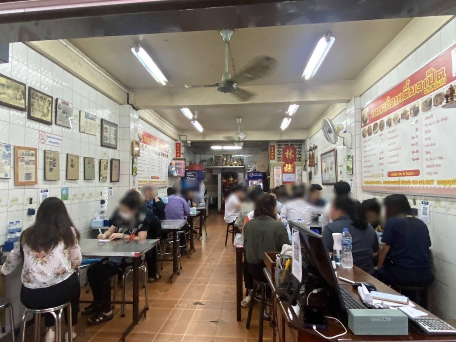 เกาเหลาเนื้อเปื่อยตลาดพลู ต.จันทร์เพ็ญ, กิตติก๋วยเตี๋ยวเป็ด, ราชรสเนื้อตุ๋น, ร้านก๋วยเตี๋ยวเรือป๋ายักษ์, ก๋วยเตี๋ยวเรือ ลำพาย 