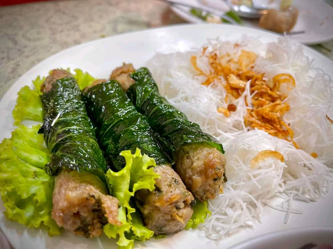 อิ่มเอิบแหนมเนือง, แอมเฮือง อาหารเวียตนาม, M.J. แหนมเนือง หนองคาย พลับพลาชัย, Arunee Cuisine, เชิญตะวัน, คำม่วน แหนมเนือง, สาขาหทัยราษฏร์, บ้านเวียดนาม คลอง4, Winner House, Pho Van, พี่หยองแหนมเนือง, วิลลี่แหนมเนือง Delivery, So Saigon เมืองทองธานี, กรีน แหนมเนือง, Saigon Recipe, Eat Viet, ครัวเมืองเว้ ลาว-ญวน, แหนมเนืองลับแล, แหนมเนืองคุณอ้อ, ลองดู, SAIGON VIETNAMESE RESTAURANT, โรงแรม ASIA HOTEL, VT แหนมเนือง, สาขาพระราม9, MJ แหนมเนืองอาหารเวียดนาม-อีสาน ทวีวัฒนา, ยัมมี่ แหนมเนือง เซ็นจูรี่ อ่อนนุช, Thuyền, แหนมเนืองนายช่าง Delivery