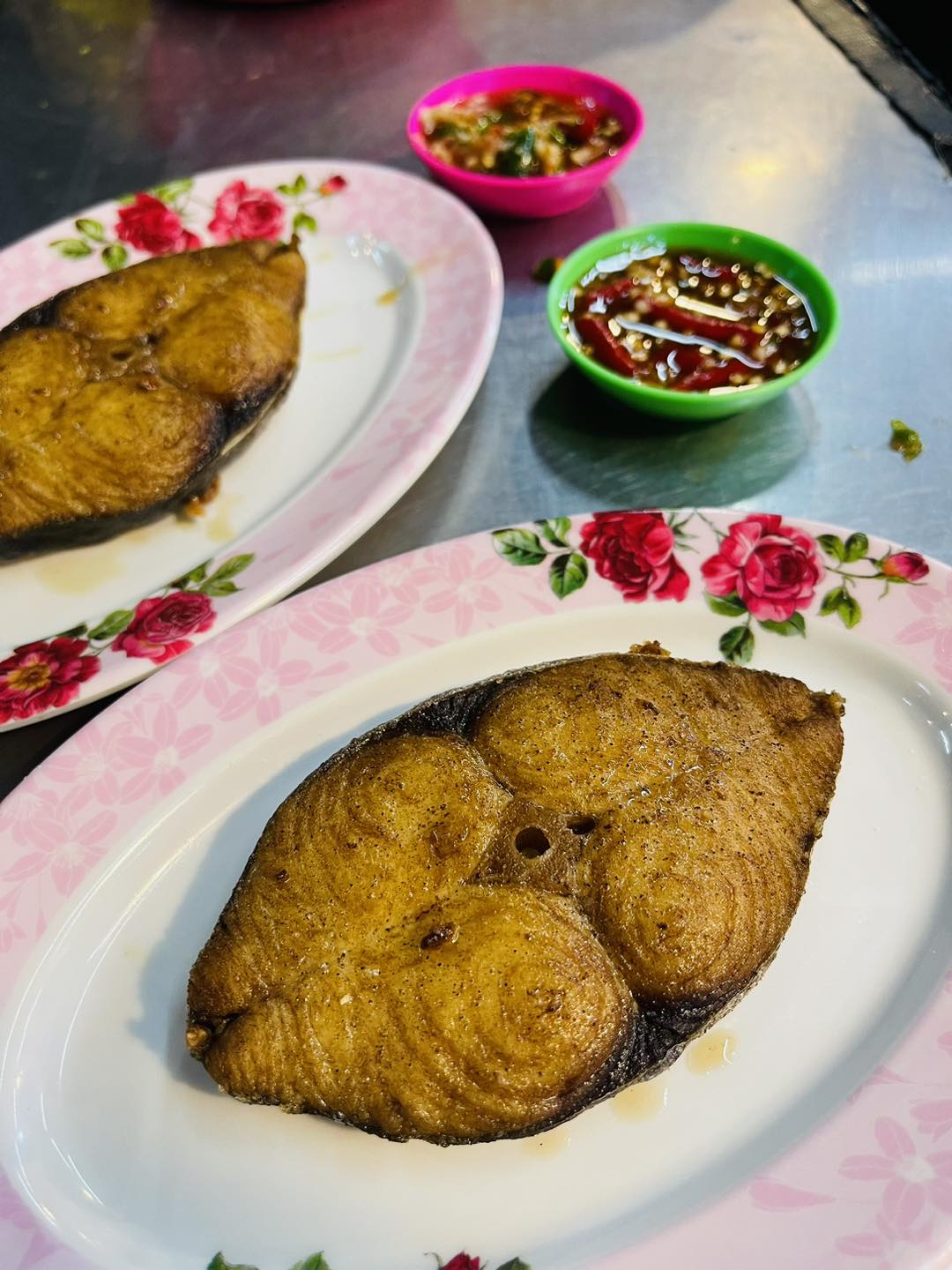 ข้าวต้มปลา 164, สาขาพัทยา, ข้าวต้มกุ๊ย ปาหนัน สูตรต้นตำรับ สาขาพัทยา , ข้าวต้มปลาเจ้าเก่า ลานโพธิ์เดิม, เจ๊นงค์ ข้าวต้มบาทเดียว พัทยา, ข้าวต้มป้าเล็กโต้รุ่ง, ราชาข้าวต้มผักบุ้งลอยฟ้า พัทยากลาง, ป.อยู่เย็นรสเด่น พัทยา, ข้าวต้มปลาปัญญาชน, สาขาพัทยากลางสาย 3, ราชาข้าวต้มผักบุ้งลอยฟ้า, สาขาพัทยาสาย 3, ข้าวต้มหนุ่ม พัทยา, ตี๋เล็ก ข้าวต้มปลา, ข้าวต้มปลาแป๊ะจั๊ว, ร้านข้าวต้มประจันบาน, ข้าวต้มโชคอนันต์