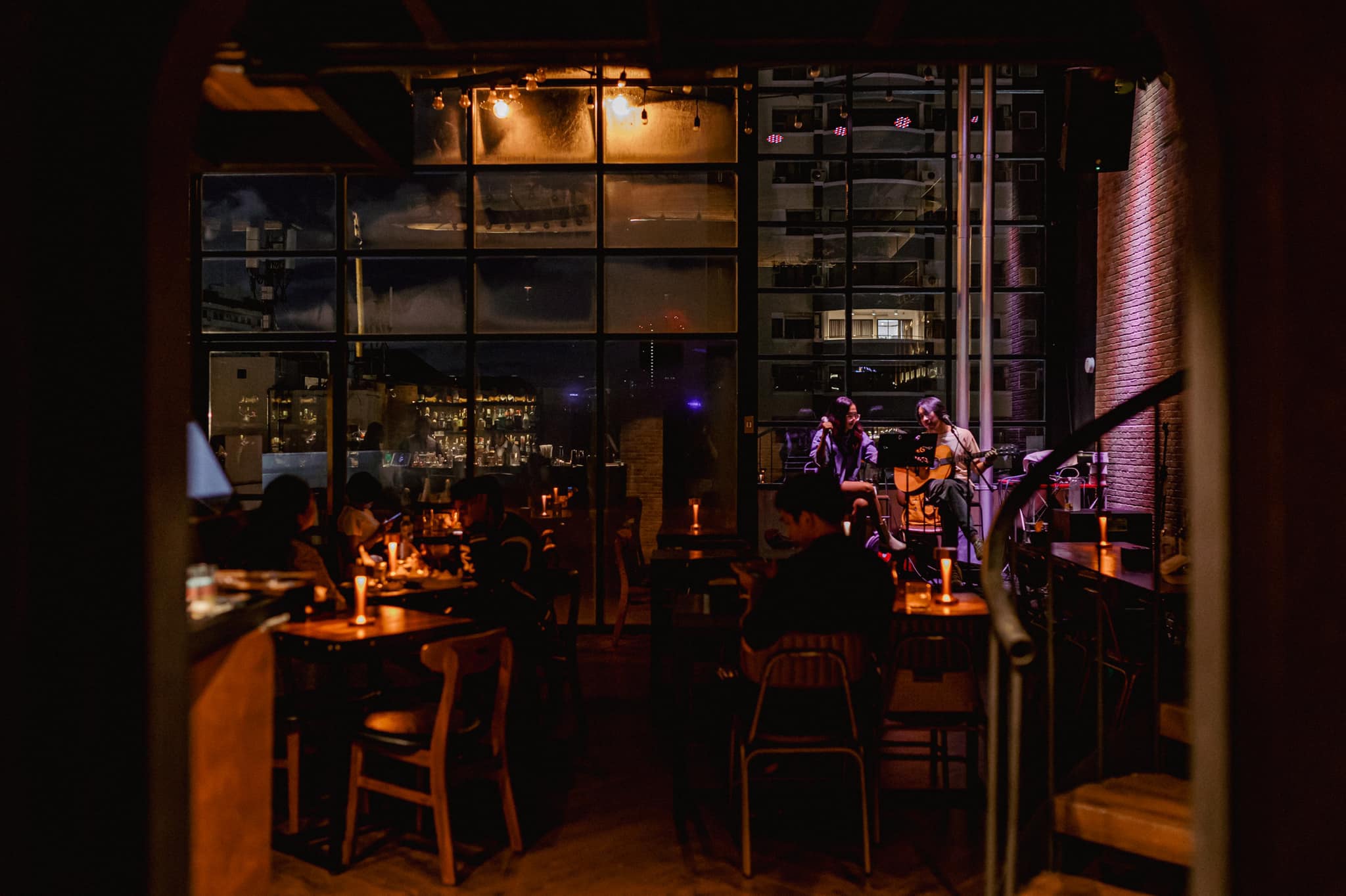 Pachi Bangkok, AINU Bar, Beer Belly Bkk, Cardroom BKK, She Bar, Rabbit Hole, Ekamai Beer House, SOHO BKK, Thonglor Yokocho トンロー横丁, Nowhere (โนแวร์), Another Round, HEAP Cafe' &amp; Restaurant