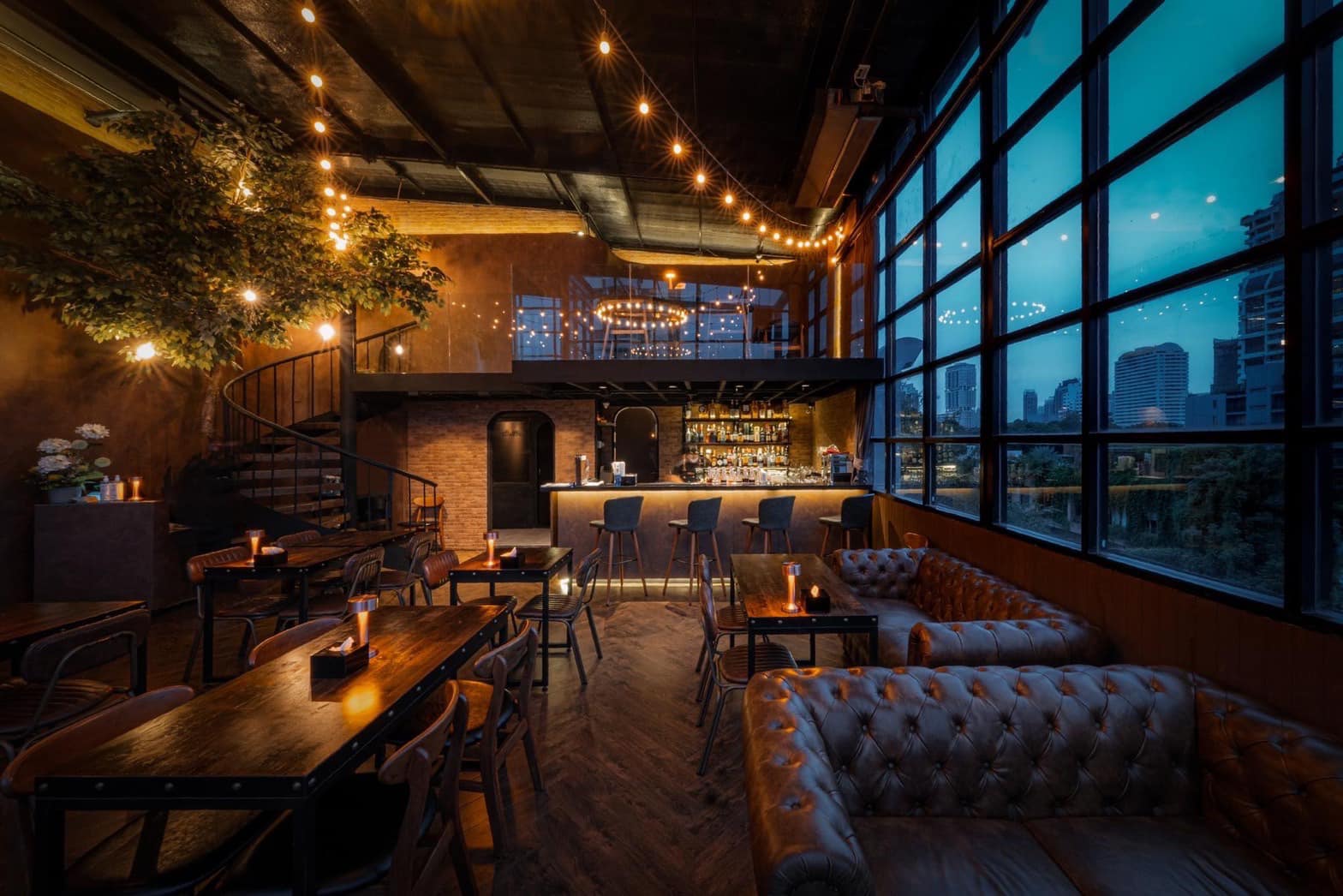 Pachi Bangkok, AINU Bar, Beer Belly Bkk, Cardroom BKK, She Bar, Rabbit Hole, Ekamai Beer House, SOHO BKK, Thonglor Yokocho トンロー横丁, Nowhere (โนแวร์), Another Round, HEAP Cafe' &amp; Restaurant