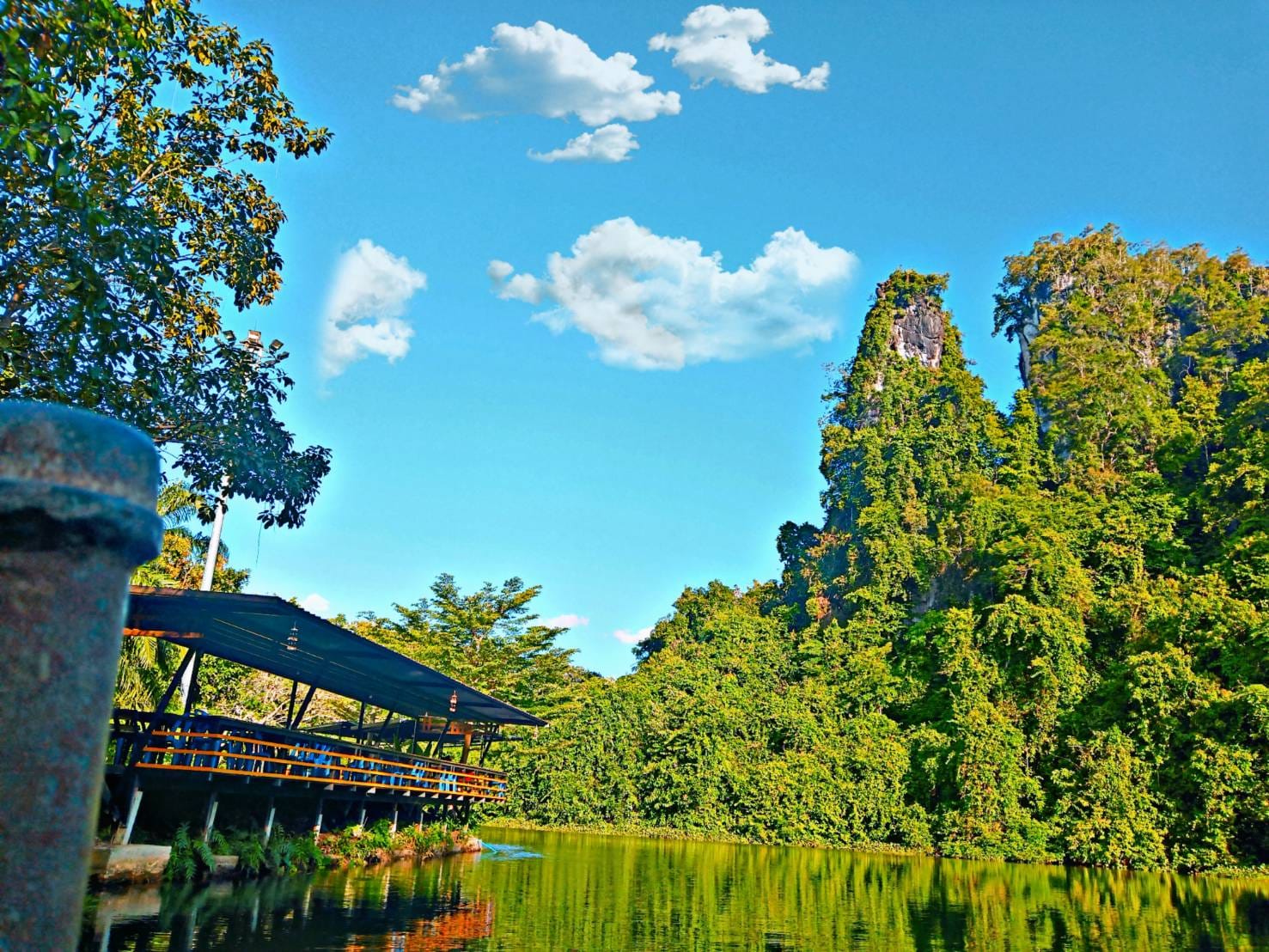 ท่าใคล ซีฟู๊ด, จ๊ะไหนซีฟู้ด, แลวิว, หาดยาวซีฟู๊ด, บ้านไร่ในฝัน, ปากเมงซีฟู้ด, ต้นปอ เฮ้าส์, พงษ์โอชา 2, บ้านสวน ณ ณิน, สีฟ้า ไลฟ์สไตล์ฟู้ด, โกช้อย