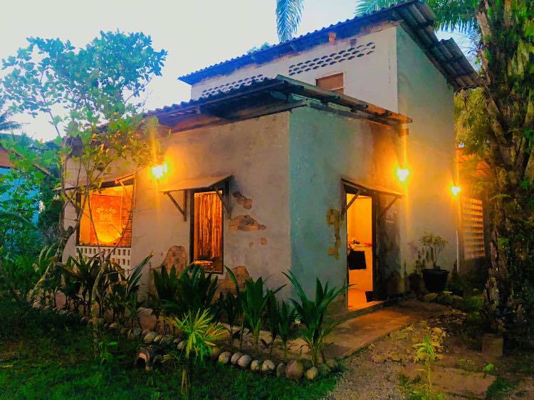 ท่าใคล ซีฟู๊ด, จ๊ะไหนซีฟู้ด, แลวิว, หาดยาวซีฟู๊ด, บ้านไร่ในฝัน, ปากเมงซีฟู้ด, ต้นปอ เฮ้าส์, พงษ์โอชา 2, บ้านสวน ณ ณิน, สีฟ้า ไลฟ์สไตล์ฟู้ด, โกช้อย