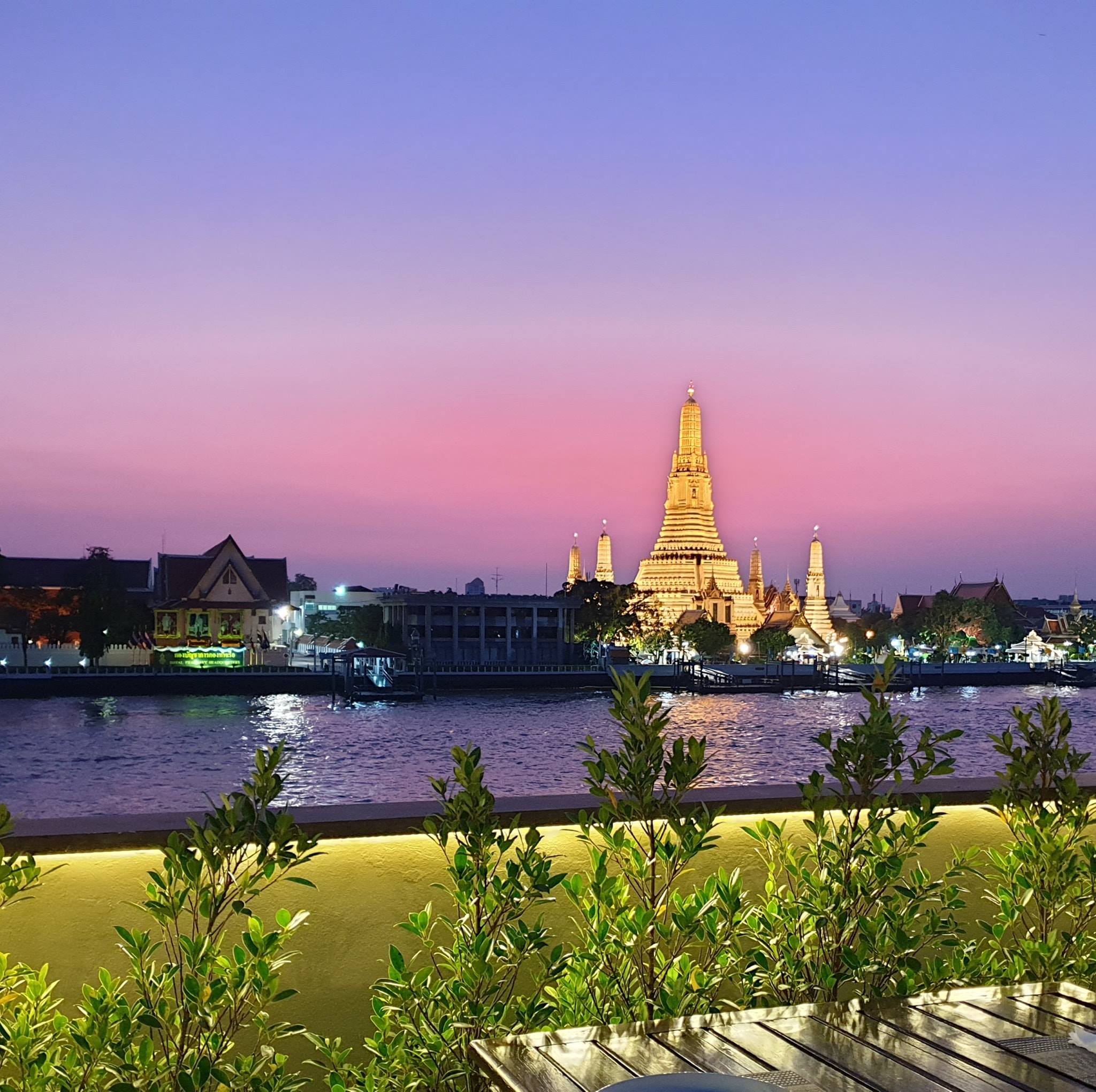 ครัวจำแลง แปลงกาย, Kojiro Japanese Cuisine, ฮองมิน ภัตตาคารจีน, Chom Arun, The Yard Restaurant, Laychale, DE VIVA, Sheep Village, กุ้งเต้น, อรรถรส, กินลมชมสะพาน, บ้านน้ำเคียงดิน, 1 of a kind, คาวหวาน Noodle&amp;cafe