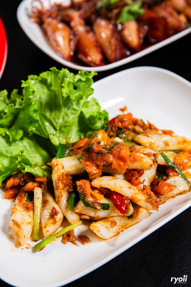 ครัวผักสด, Iconic Club Style, แก้วติ่มซำ, ตำ มึน มึน น., สวนอาหารริเวอร์ไซด์การเด้น, ยายปวด, ลุย, นิวแซ่บสุดซอย, ครัวตาอ้อซีฟู๊ด ชุมพร, ลุงเผล็นกุ้งหลวง, แม่ไม้ซีฟู้ด, ครัวสวนตาจี๊ด, ฟารีดาชาโรตี สาขาชุมพร, ก๋วยเตี๋ยวเนื้อนายดำ, ครัวทุ่งแพะ, บ้านพรรคพวก, ร้านอาหารตะเกียงไทยชุมพร, โกเหลียง, ครัวบ้านริมน้ำ ไร่ล่างซิตี้, พนังตักซีฟู๊ด คาเฟ่&amp;บาร์, ติ่มซำ หอเจี๊ยะ at ชุมพร, ครัวคุณจักษ์