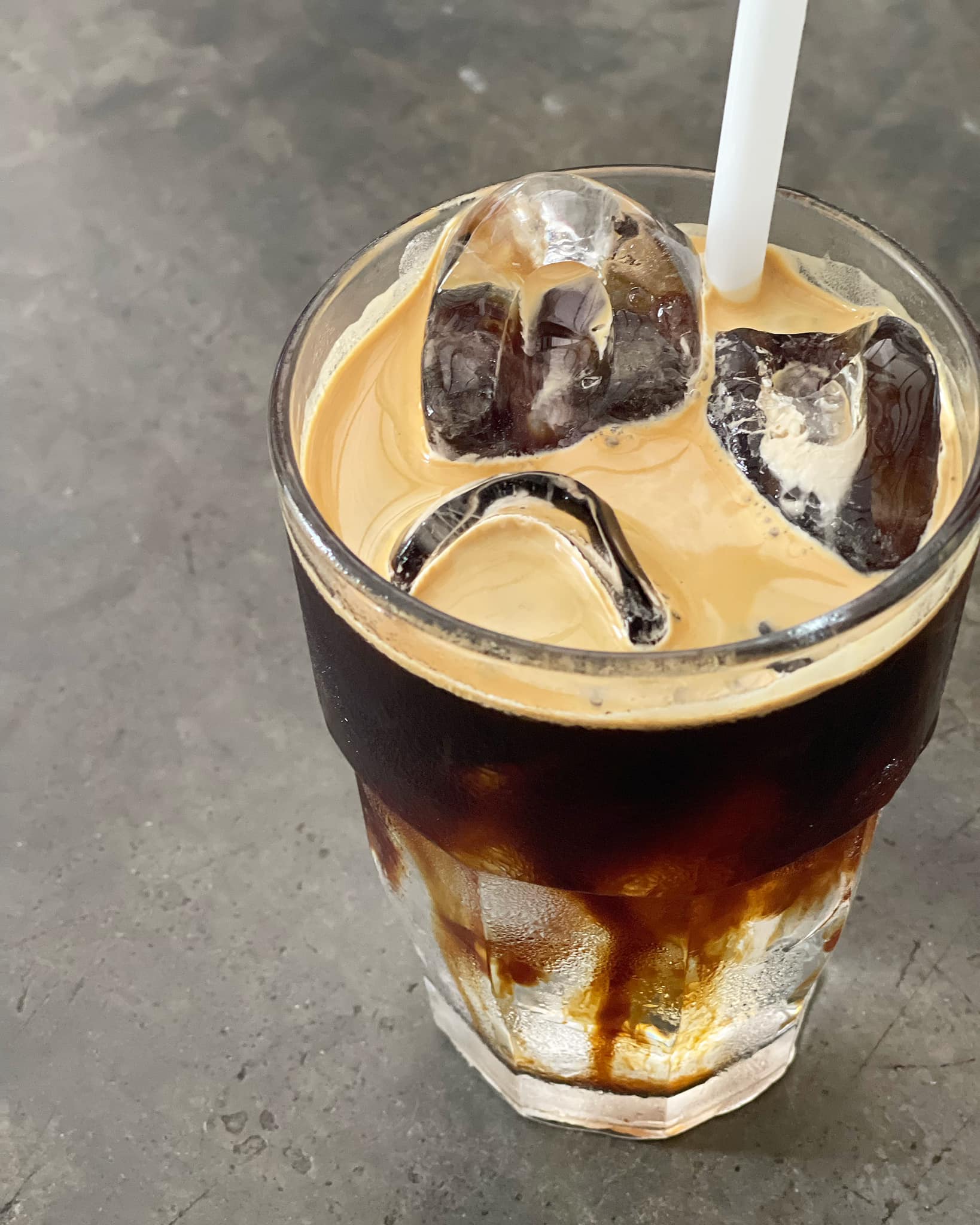 บ้านสวนลุงไข่, พี่เชษฐ์, Sawasdee-CuP Samui, ร้านอาหารข้าวหอม เกาะสมุย, ครัวชาวบ้าน, ท่าเรือสมุยซีฟู้ด, เสบียงเล, Mira Serene, โกเซ้ง เกาะสมุย, ครัวเสวยสมุย, The Roof Samui, มิสสมุย, Jam restaurant