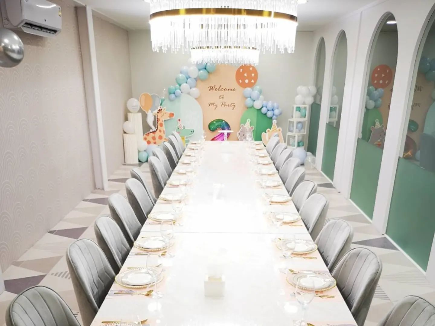 Kiddies’ House, ม้าก้านกล้วย คิดส์คาเฟ่, Little sheep kids cafe, Kickinkids, Moana Cafe, Organika Cafe and Play, Little Barn Kids Cafe, Pumpkin Art Town, DUBUA CAFE, FARM LUCK, Dressage Horse Café, Buttercup, Mari go round