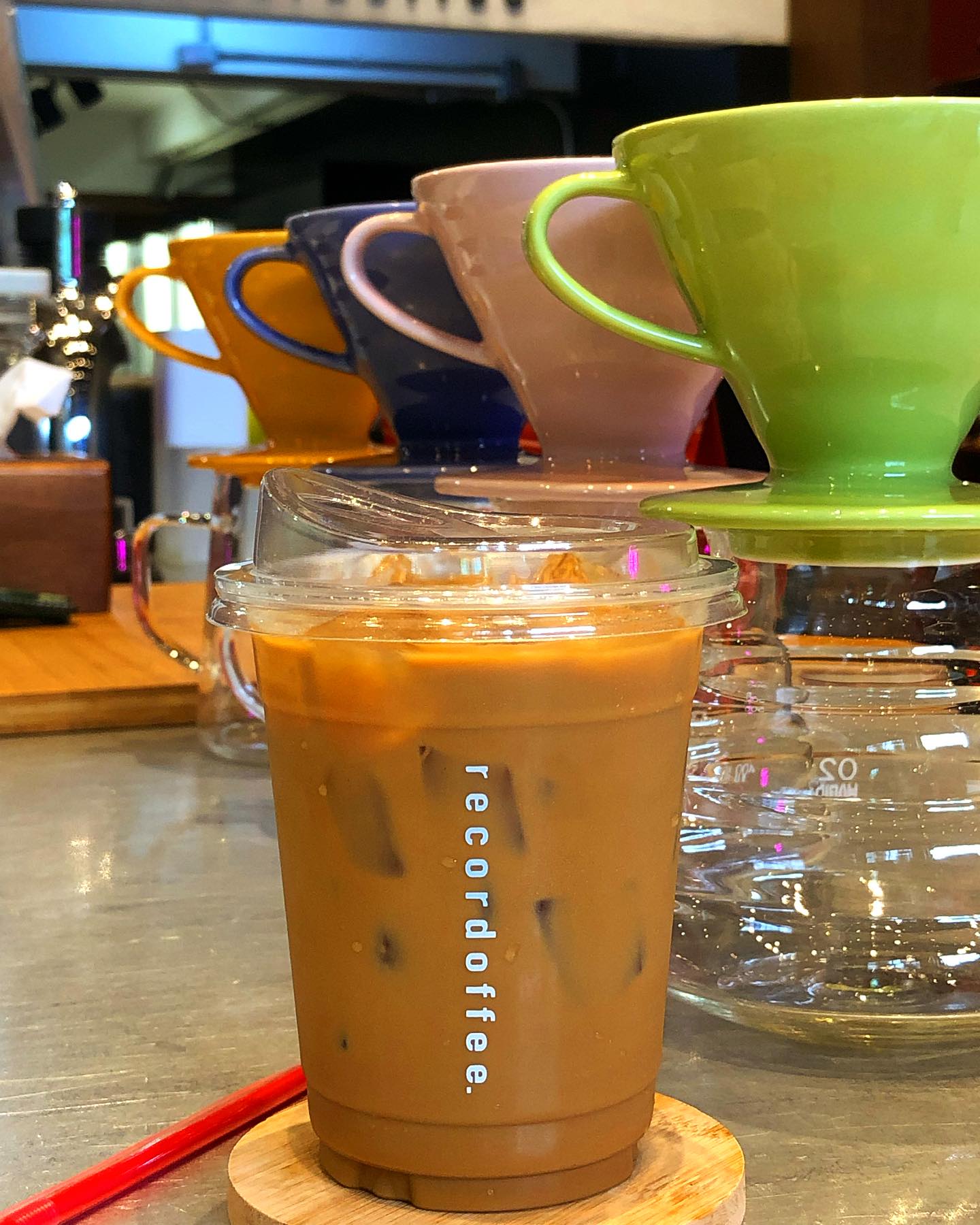 Recordoffee, มานพ สุกี้รถกระบะ, ก๋วยเตี๋ยวผัดงี่เง่า at เจ๊เบญ โอเดี้ยน, แดงราชาหอยทอด, ภัตตาคารกว้านสิ่วกี่, La Cabra Thailand, เจ๊คุ้งเกาเหลาเลือดหมู, ข้าวผัดปูตลาดน้อย