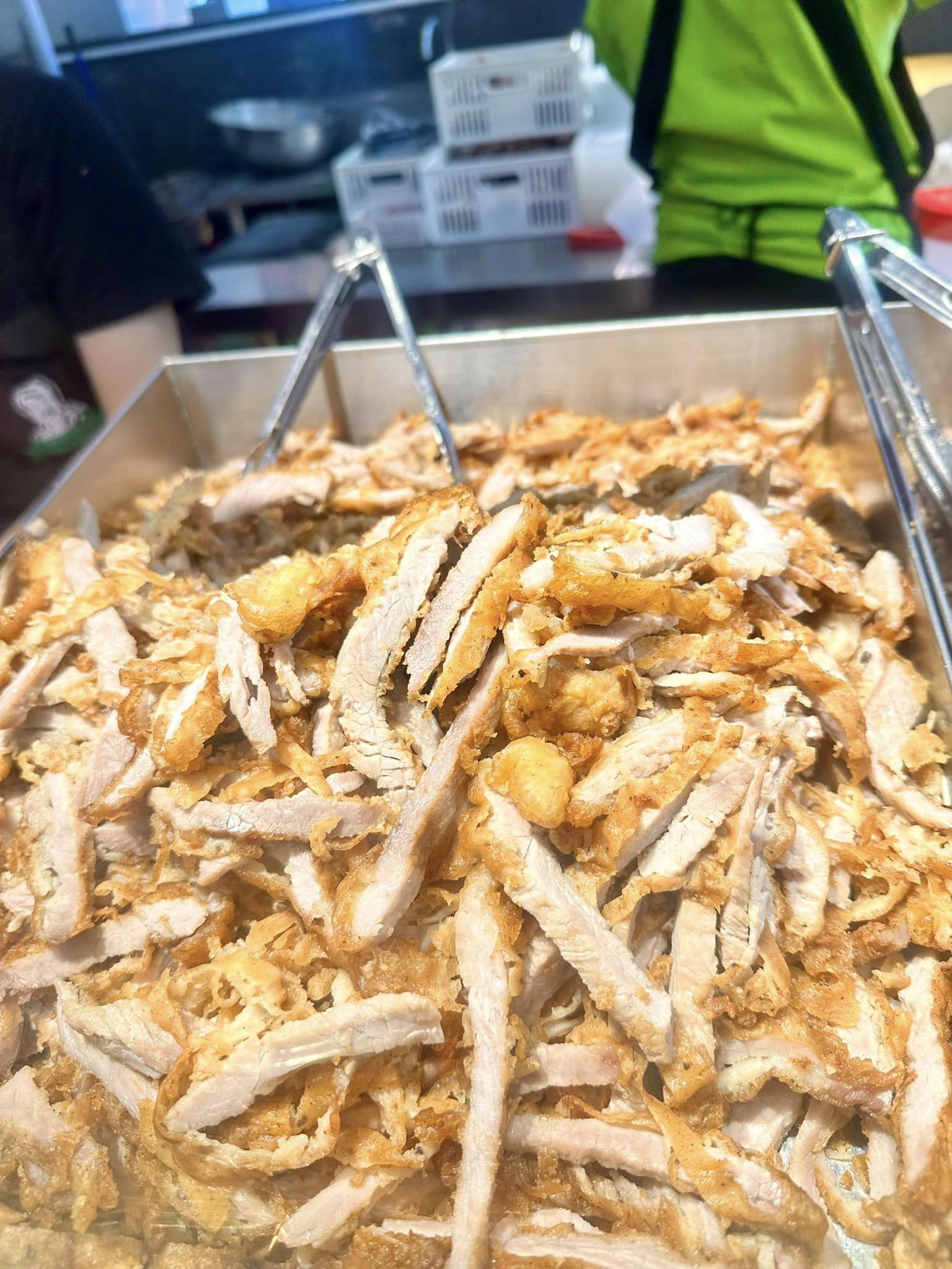 แชมป์ข้าวหมูทอด, สาขาพัทยา, หมูทอด BunBun, หมูทอด โพธิ์งาม - Rare Item, เหนียวหมู DRIVE THRU by i-Dle, ติดลม หมูทอดปลาร้า Delivery, หมูทอดเบรกแตก, หมูทอดจับกัง, หมูทอดราชวัตร, กินกันหมูทอด, หมูทอดติดฟัน, หมูหม้อเทพ, หมูทอดชาววัง, หมูทอดเจ๊จง, เฮงจัง หมูกระเทียม, Zaabmootod, ซุปเปอร์หมูทอด, แม่น้อยหมูทอด