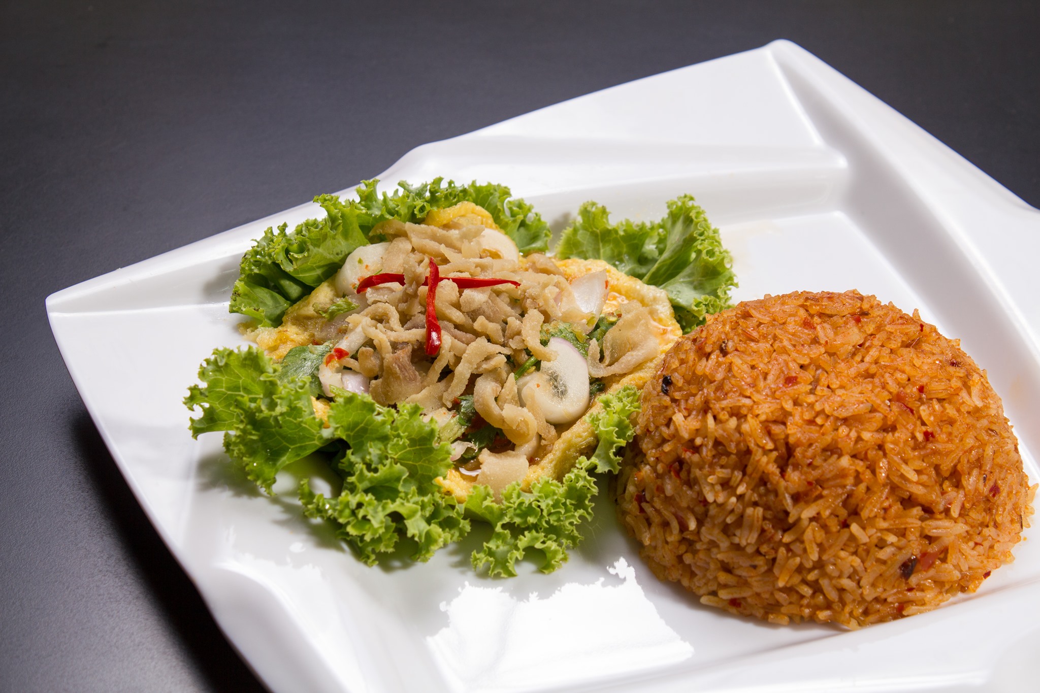 TokiDoki Curry Sutthisan, ส้มตำแฟร์สโตร์, จิน โถง กัว, Hinata, จีรพร อาหารเวียดนาม สาขาสุทธิสาร, ล้านนัวส์, อีเปีย, สมบูรณ์โภชนา, แหลมลูกชิ้นปลา, ก๋วยจั๊บน้ำข้นเเม่มูล, ก๋วยเตี๋ยวลุงหนั่นรัชดา, White Cosmo, Oba San 168, แสงทอง, ซุนหงอคง หม่าล่าปิ้งย่าง, ตังค์เต็มมีเนย, ลุงหนวด - เจ้าเก่า ห้วยขวาง by นายเครา, สุดที่รส - Sutthirot, Nene Korean BBQ Buffet, แซ่บวัน รัชดา, จิ้มจุ่มสุทธิพรเจ้าเก่า หน้า BU place, โคตรยำ ห้วยขวาง, Neta Fish&amp;Meat, Gyu-Ya Yakiniku, อั้งซิวฮะ, Hommari หอมมาริ, ร้านส้มตำ“ฅนมักตำ