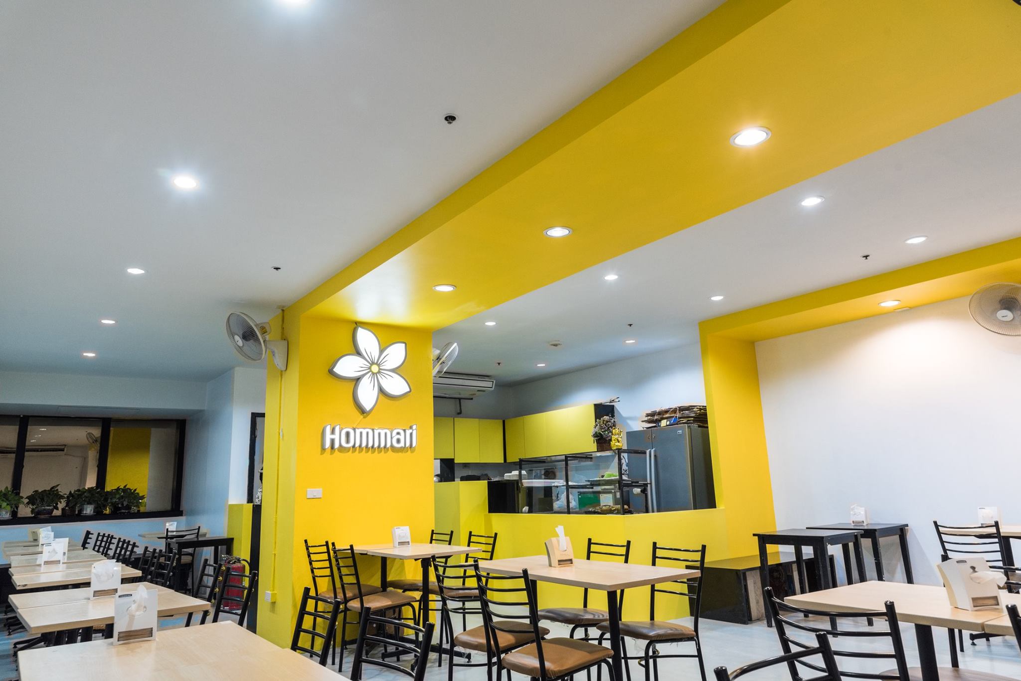 TokiDoki Curry Sutthisan, ส้มตำแฟร์สโตร์, จิน โถง กัว, Hinata, จีรพร อาหารเวียดนาม สาขาสุทธิสาร, ล้านนัวส์, อีเปีย, สมบูรณ์โภชนา, แหลมลูกชิ้นปลา, ก๋วยจั๊บน้ำข้นเเม่มูล, ก๋วยเตี๋ยวลุงหนั่นรัชดา, White Cosmo, Oba San 168, แสงทอง, ซุนหงอคง หม่าล่าปิ้งย่าง, ตังค์เต็มมีเนย, ลุงหนวด - เจ้าเก่า ห้วยขวาง by นายเครา, สุดที่รส - Sutthirot, Nene Korean BBQ Buffet, แซ่บวัน รัชดา, จิ้มจุ่มสุทธิพรเจ้าเก่า หน้า BU place, โคตรยำ ห้วยขวาง, Neta Fish&amp;Meat, Gyu-Ya Yakiniku, อั้งซิวฮะ, Hommari หอมมาริ, ร้านส้มตำ“ฅนมักตำ