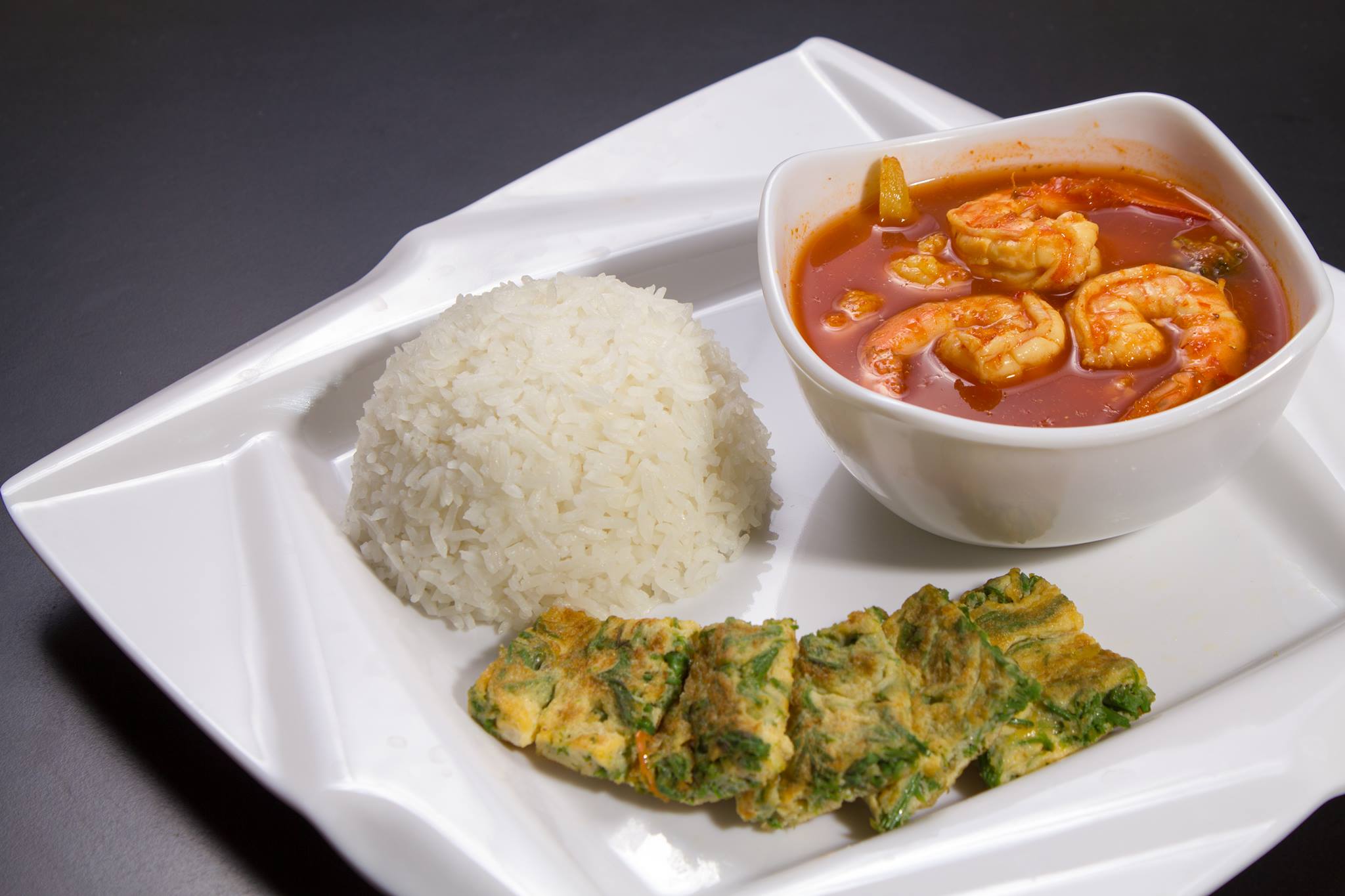 TokiDoki Curry Sutthisan, ส้มตำแฟร์สโตร์, จิน โถง กัว, Hinata, จีรพร อาหารเวียดนาม สาขาสุทธิสาร, ล้านนัวส์, อีเปีย, สมบูรณ์โภชนา, แหลมลูกชิ้นปลา, ก๋วยจั๊บน้ำข้นเเม่มูล, ก๋วยเตี๋ยวลุงหนั่นรัชดา, White Cosmo, Oba San 168, แสงทอง, ซุนหงอคง หม่าล่าปิ้งย่าง, ตังค์เต็มมีเนย, ลุงหนวด - เจ้าเก่า ห้วยขวาง by นายเครา, สุดที่รส - Sutthirot, Nene Korean BBQ Buffet, แซ่บวัน รัชดา, จิ้มจุ่มสุทธิพรเจ้าเก่า หน้า BU place, โคตรยำ ห้วยขวาง, Neta Fish&amp;Meat, Gyu-Ya Yakiniku, อั้งซิวฮะ, Hommari หอมมาริ, ร้านส้มตำ“ฅนมักตำ