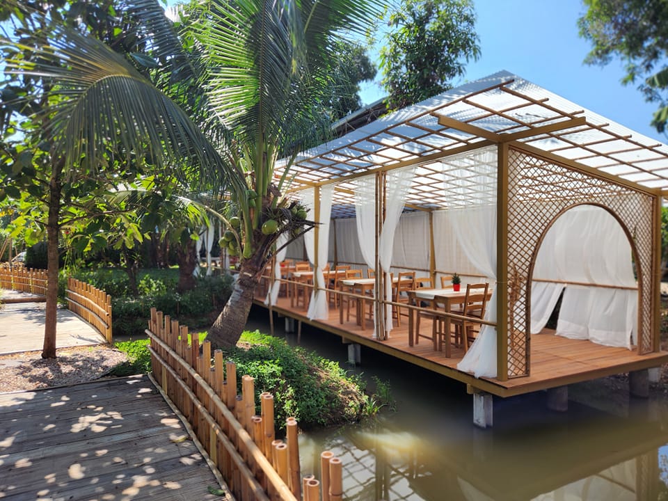 รำไร, ธรรมชาติโอชา, Rangnok Cafe&amp;Bar, บ้านท่าน้ำนนท์ Chaopraya antique Cafe, THE COUSIN, เพลิน Zaab Cafe, สายน้ำคาเฟ่ เกาะเกร็ด, สวนกู เดอะคาเฟ่, กาแฟบ้านเลขที่ ๑, 5522cafe, Rongsi Studio, คลองอ้อมคาเฟ่, คาเฟ่บ้านเฮีย