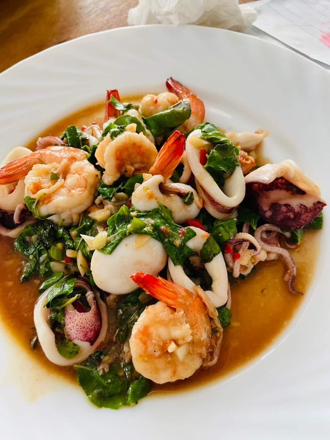 อุ่นใจริเวอร์ไซด์, สมพงศ์ ซีฟู๊ด, แป๊ะเก๊า โภชนา, ครัวบ้านเปิ้ล, ครัวปีกไม้, PLAY FARM Restaurant, เปียอู๋ โภชนา, ส้มตำดนตรี, สาขาเทพารักษ์, นายหมาทะเลมีชีวิต ตำหรุ, ครัวบุญเลิศ บางปู