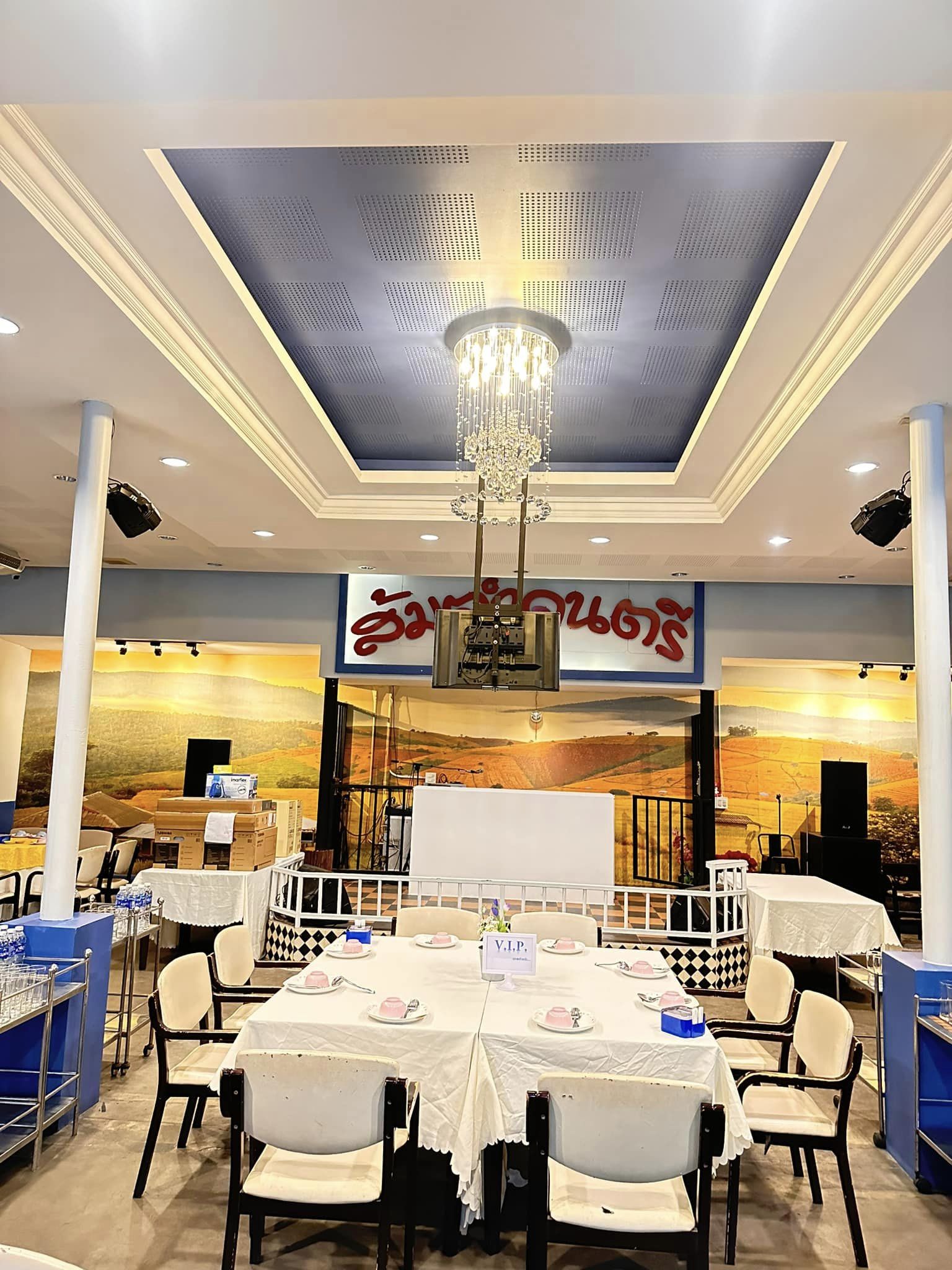 อุ่นใจริเวอร์ไซด์, สมพงศ์ ซีฟู๊ด, แป๊ะเก๊า โภชนา, ครัวบ้านเปิ้ล, ครัวปีกไม้, PLAY FARM Restaurant, เปียอู๋ โภชนา, ส้มตำดนตรี, สาขาเทพารักษ์, นายหมาทะเลมีชีวิต ตำหรุ, ครัวบุญเลิศ บางปู