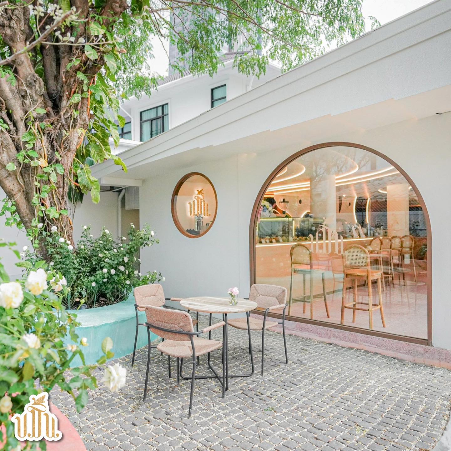 ครัวจำแลง แปลงกาย, ยุ้งข้าวหอม, ขมิ้น Camin Cuisine &amp; Cafe, สาขาอารีย์, ละมุนลิ้น โฮม คิทเช่น, ภูเก็จ, Bistro Palette, Aim.Bangkok, บ้านสะใภ้ใต้, ครัวข้าวหอม แกงปักษ์ใต้, บ้านไอซ์, Paknang.bkk, คุ้น•เคย Eatery, Cafe &amp; Bar, ครัวรสนคร, ครัวคุณอิ้น, สาขาเลียบทางด่วนรามอินทรา, ครัวปากพนัง (อาหารปักษ์ใต้), ปรายระย้า, เรือนแม่หลุย, มัลลิกา ชุมพร อาหารปักษ์ใต้