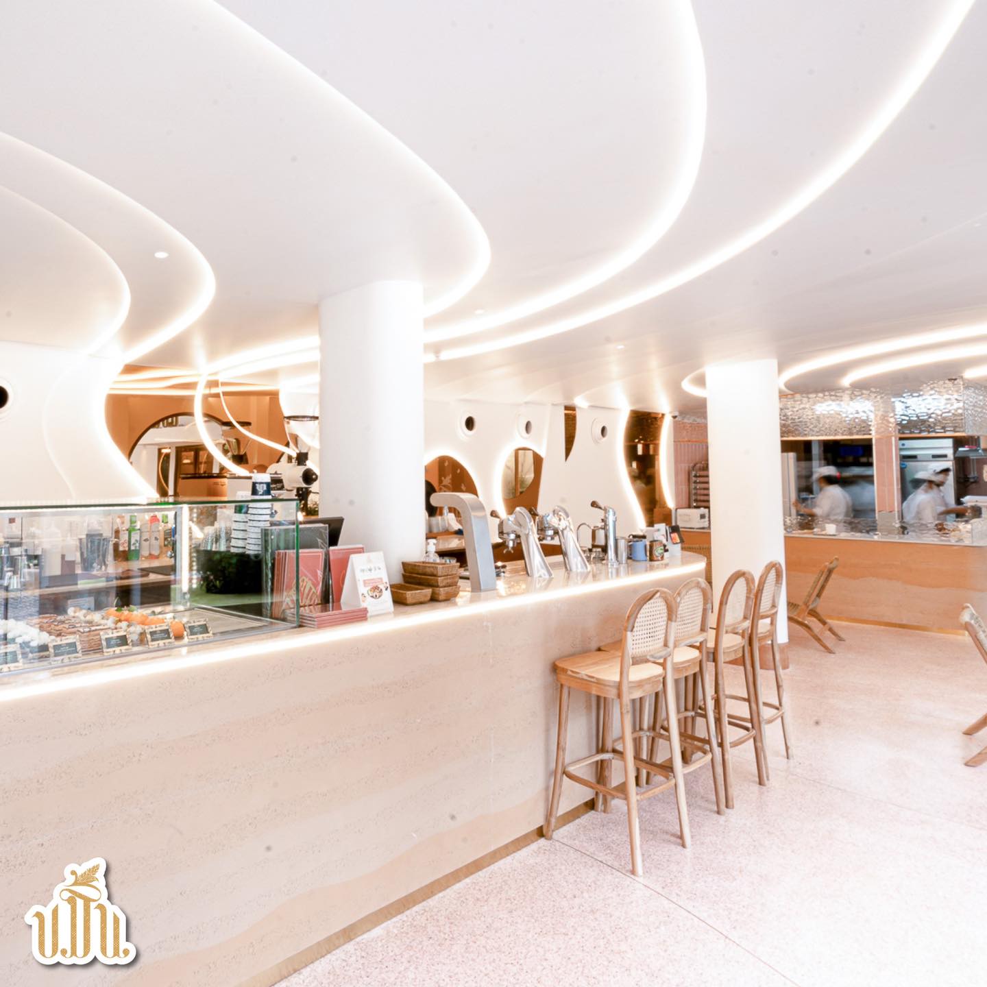 ครัวจำแลง แปลงกาย, ยุ้งข้าวหอม, ขมิ้น Camin Cuisine &amp; Cafe, สาขาอารีย์, ละมุนลิ้น โฮม คิทเช่น, ภูเก็จ, Bistro Palette, Aim.Bangkok, บ้านสะใภ้ใต้, ครัวข้าวหอม แกงปักษ์ใต้, บ้านไอซ์, Paknang.bkk, คุ้น•เคย Eatery, Cafe &amp; Bar, ครัวรสนคร, ครัวคุณอิ้น, สาขาเลียบทางด่วนรามอินทรา, ครัวปากพนัง (อาหารปักษ์ใต้), ปรายระย้า, เรือนแม่หลุย, มัลลิกา ชุมพร อาหารปักษ์ใต้