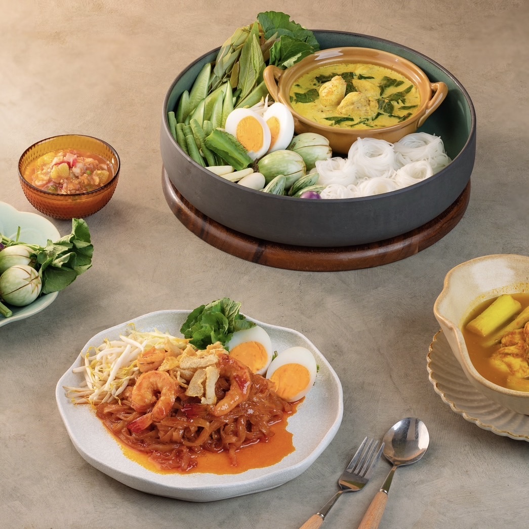 ครัวจำแลง แปลงกาย, ยุ้งข้าวหอม, ขมิ้น Camin Cuisine &amp; Cafe, สาขาอารีย์, ละมุนลิ้น โฮม คิทเช่น, ภูเก็จ, Bistro Palette, Aim.Bangkok, บ้านสะใภ้ใต้, ครัวข้าวหอม แกงปักษ์ใต้, บ้านไอซ์, Paknang.bkk, คุ้น•เคย Eatery, Cafe &amp; Bar, ครัวรสนคร, ครัวคุณอิ้น, สาขาเลียบทางด่วนรามอินทรา, ครัวปากพนัง (อาหารปักษ์ใต้), ปรายระย้า, เรือนแม่หลุย, มัลลิกา ชุมพร อาหารปักษ์ใต้