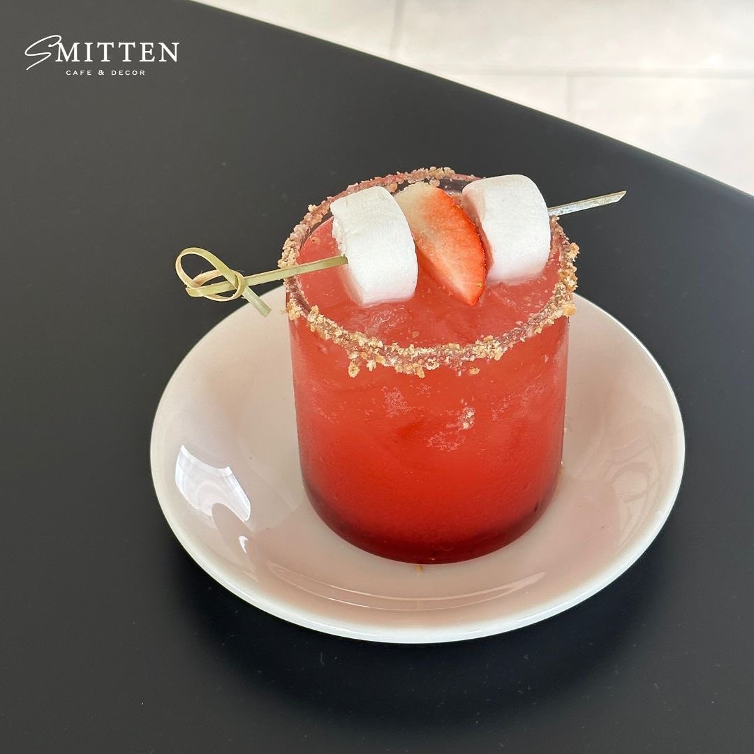 Smitten Cafe and Decor, Thong Ampai Café, THREE Cafe, Continue.cafe, Sunday in 345 cafe, Aprilhouse, The Aileen Cafe', Oliva Cafe, The Kottage Cafe, Plant Cafe, ปิ่นโตนามีตาล, Baan Kanom De'Pathum, Pumpkin Art Town, Mushroom Hut Cafe, KAD Cafe - กาด คาเฟ่, ADAM cafe