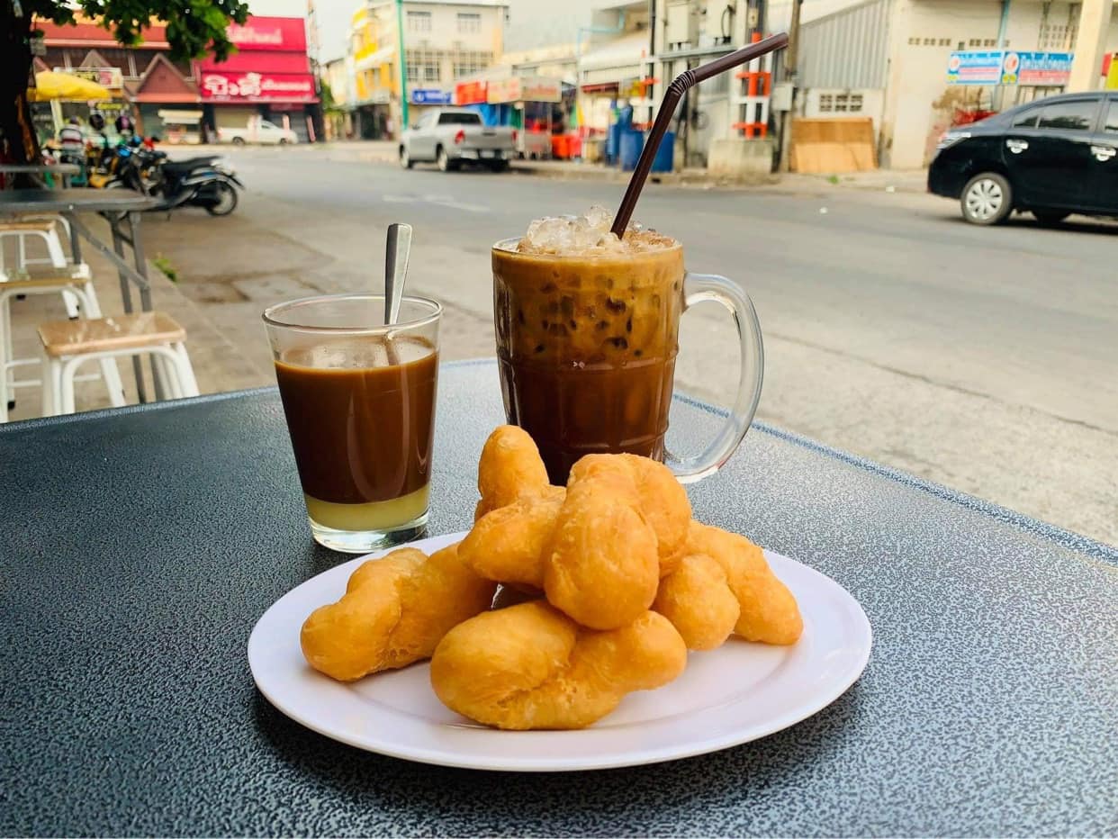 บ้านเฮง, บ้านป้าหลาย Breakfast &amp; Brunch , สุขนิยม, มาร์ อาหารเช้า ก๋วยเตี๋ยวต้มยำน้ำใส, • ญวน เร • อาหารเช้าเวียดนาม , ขอนแก่น, ร้านอาหารเช้าเอมโอช, ซุปเปอร์หมูอาหารเช้า, กอล์ฟ เอมโอช , ตี 5 - Breakfast, เฮียอู๋ เกาเหลาเลือดหมู, Eights A Day, ก๋วยเตี๋ยวเรือรสนิยมต้นตำรับ หมู่บ้านสายฝน ขอนแก่น, เฮือง ปากหม้อญวน ก๋วยจั๊บญวน ขอนแก่น, ชูรส - อาหารเช้า ขอนแก่น