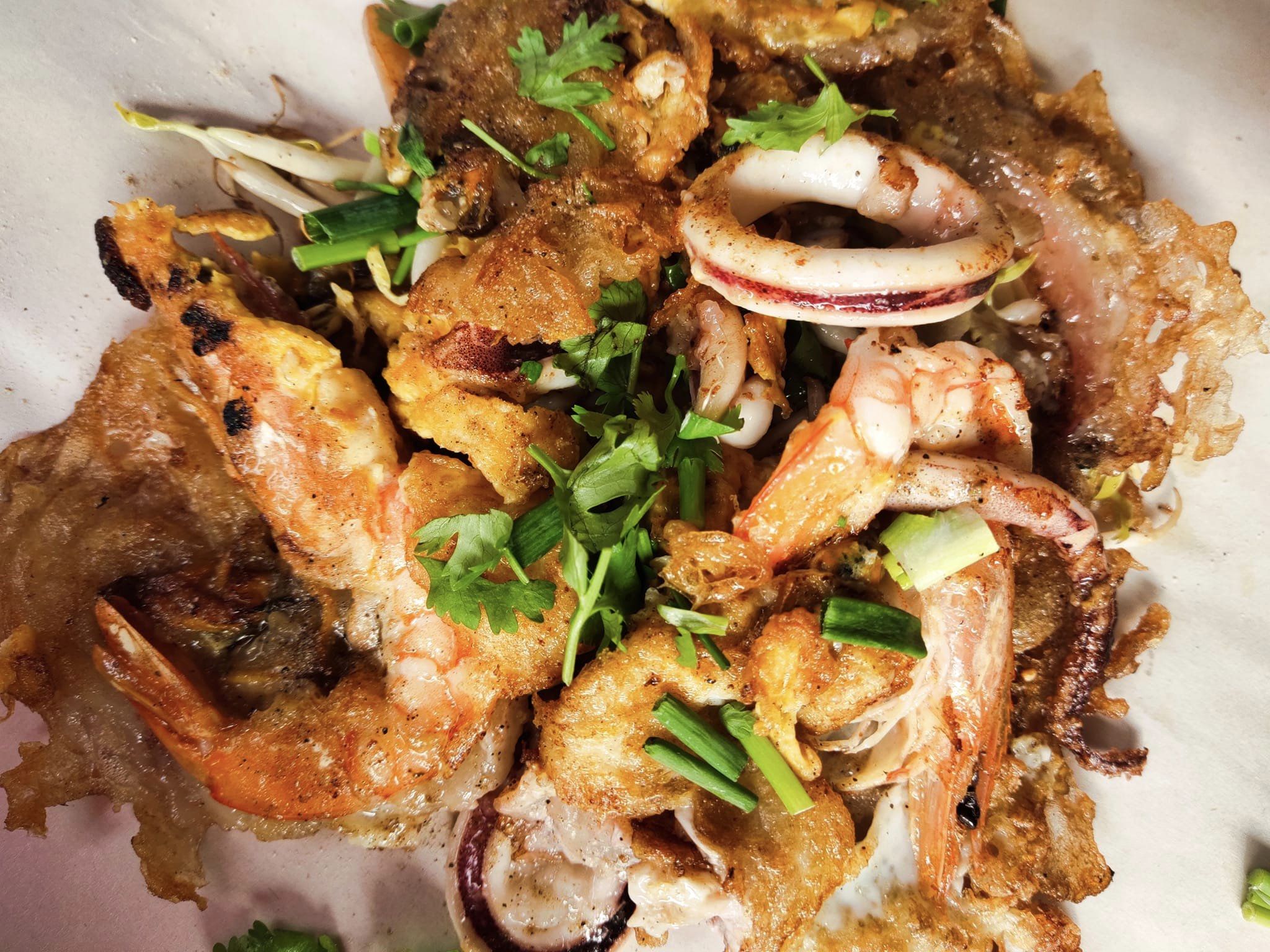 บ้านใหญ่ผัดไทยเตาถ่าน, ผัดไทยคุณยาย เสนาวิลล่า, ซอย7 แฮปปี้แลนด์, ผัดไทยหน้าช่องฯ, ผัดไทยายแถม ถนนวิสุทธิกษัตริย์, ทิพย์สมัย ผัดไทยประตูผี, ลุงภา ผัดไทย เจ้าเก่า, ผัดไทยเสวย ลาดพร้าว71, ประทุมทิพย์ผัดไทย, ผัดไทยวังหิน Showปัง, พรพิมลผัดไทย หอยทอด ราดซอสมันกุ้งรัชดา3แยก8 , เฮงหอยทอดชาวเล, ผัดไทยไฟทะลุ, ผัดไท นรกแตก, ผัดไทยรสเด็ดวงเวียนใหญ่ ไม่ใส่ผงชูรส, สอบถามเพิ่มเติม โทร. 02 438 8388, ผัดไทเทเวศร์ 359