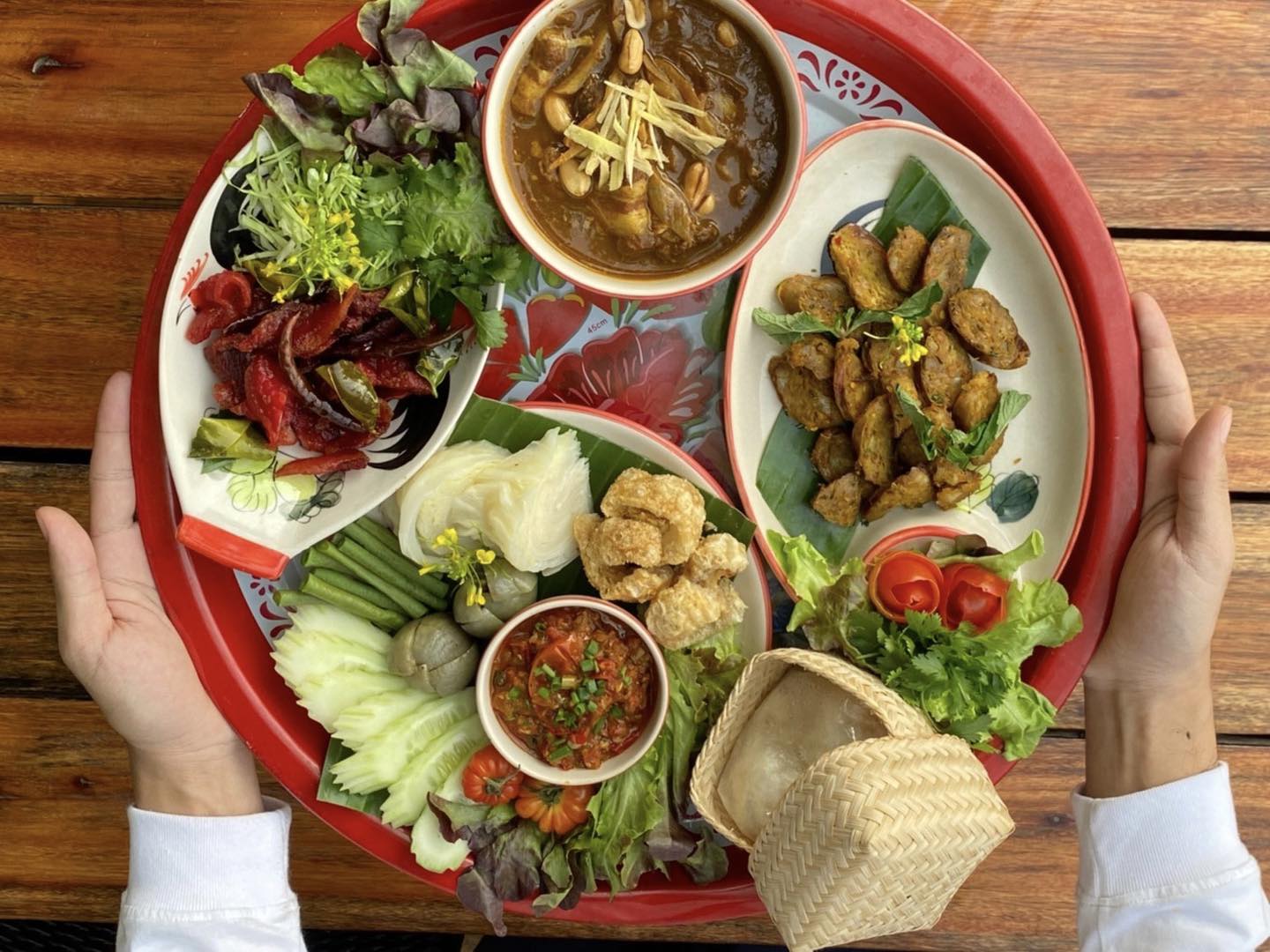 Mixirista Lampang, TIN’N, Wooden House Cafe', Karpenter cafe&amp;bake, Secret Garden Cafe, บ้านนอกคาเฟ่, Kin Cafe' Lampang, ณ หิรัญ คาเฟ่, Himwang Café, ไอหย๋า ปังนม, Dezato Cafe, อาร์มแชร์ คาเฟ่, โก๋กาแฟ ธรรมดาเป็นพิเศษ, Nalalin Home Cafe-Lampang, NOP Cafe&amp;Bistro, ก๋างต้ง, Moungngwezin