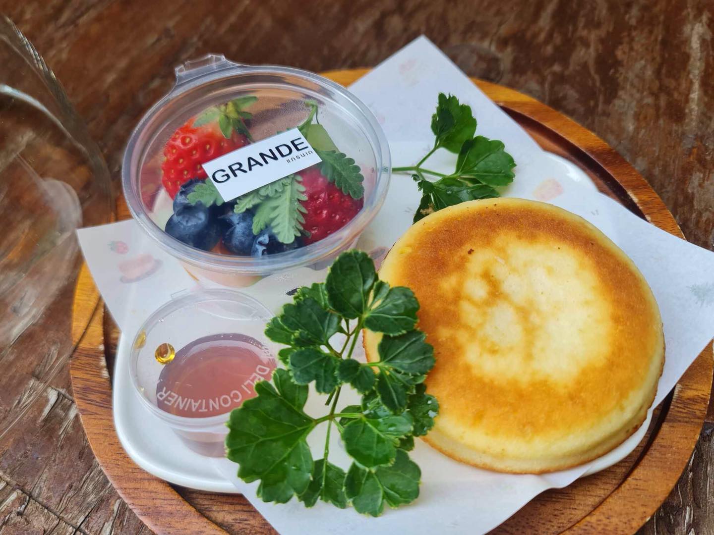 White House Forest, เกษม : KASEM Coffee, Rosie.nak, Luk Labb Coffee, Grande KAFE, KFD in Town, สวรรค์บ้านนา คาเฟ่ Food &amp; Drink, กอหญ้า คาเฟ่, ณ บุ่ง Coffee, polar polar CAFE', Yellow Pumpkin, ร้าน Yellow Pumpkin เปิดบริการตามปกติ 11.00-17.00 น. (ปิดวันพฤหัสบดี), I'm home cafe, ประจำอำเภอ, glinfon, 382 Space Café, La-Moon cafe'