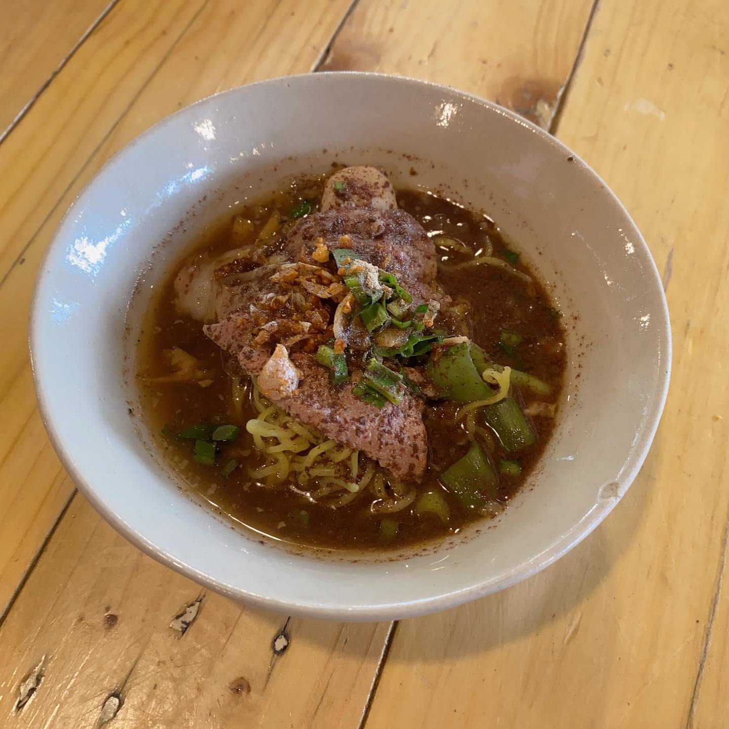 ก๋วยเตี๋ยวเรือในคลอง อยุธยา, กรุงเก่า"เตี๋ยวเรือ", ร้านก๋วยเตี๋ยวเรือโอ่งบนแพริมแม่น้ำน้อย, ก๋วยเตี๋ยวเรือกิมหลวน อยุธยา, ก๋วยเตี๋ยวเรือ ตาลเดี่ยว'เตี๋ยวเรือ, ก๋วยเตี๊ยวลุงแจ๊ะ (บัวหวาน), ร้านก๋วยเตี๋ยวตาไห (คลองท่อ), ก๋วยเตี๋ยวเรือแม่วันดี อยุธยา