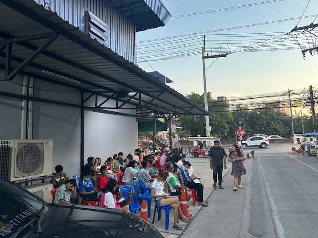 เป๋าตุงกุ้งย่าง, ติดมันส์ ศรีนครินทร์, อาป๋ากุ้งย่าง, สาขาสายไหม, ธนวัฒน์ ท.ฟู๊ด, BestBeef, นวลจันทร์ หมูกระทะ