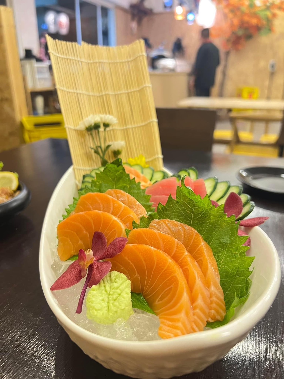 Salmon Cat, Yume plus sushi, ซูชิคุมะ ShuShi Kuma, จ่ามอส แซลม่อน ซีฟู๊ด, กินดิบ