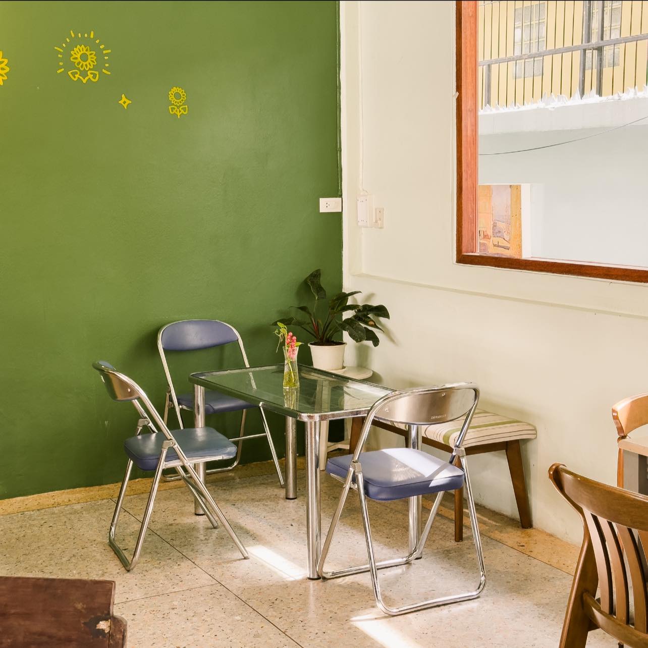 TreeHouse Cafe, Sunshine Blend Home Cafe, Sandtoni, The Stand Brew•Bake , Virung Coffee &amp; Bar, ตากอากาศ, โกงกางคาเฟ่, Studio 55 Cafe