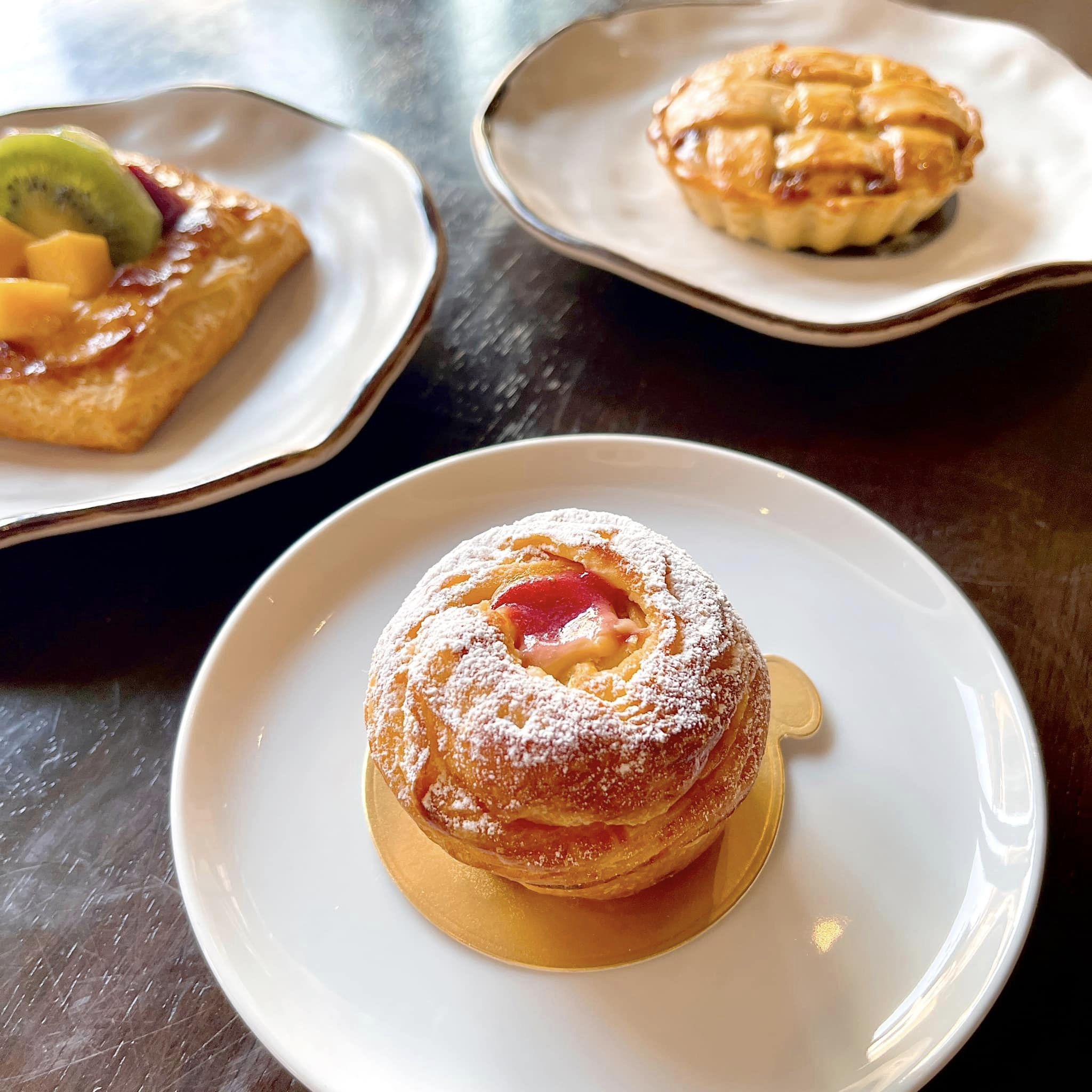 TreeHouse Cafe, Sunshine Blend Home Cafe, Sandtoni, The Stand Brew•Bake , Virung Coffee &amp; Bar, ตากอากาศ, โกงกางคาเฟ่, Studio 55 Cafe