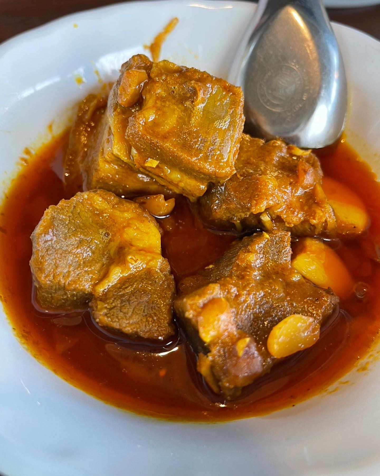 ล้าน เหนือ-น่าน อาหารเหนือ, เนื้อเหนือ Neua.Neur.Bkk, ต๋องเต็มโต๊ะ, สาขาพุทธมณฑล สาย 2, อองตอง ข้าวซอย, ละอ่อน น้ำเงี้ยว อาหารเหนือ, เฮือนลำพูน, รัชดาอาหารเหนือ, ร้านลำแต๊ๆ อาหารพื้นเมือง, ข้าวซอยลำดวนฟ้าฮ่ามเชียงใหม่, สาขาวิภาวดีรังสิต 58, หอมด่วน, ต๊ะต่อนยอน, Cr. ภาพทั้งหมดจาก Facebook ต๊ะต่อนยอน อาหารเหนือ, ฮ้านจาวเหนือ, ต๋องเหนือ Express, ข้าวซอยเชียงใหม่ ตรงข้ามกรมศุลกากร, ครัวเจียงใหม่, ครัวมะแข่น, กาดหลวง มินิ