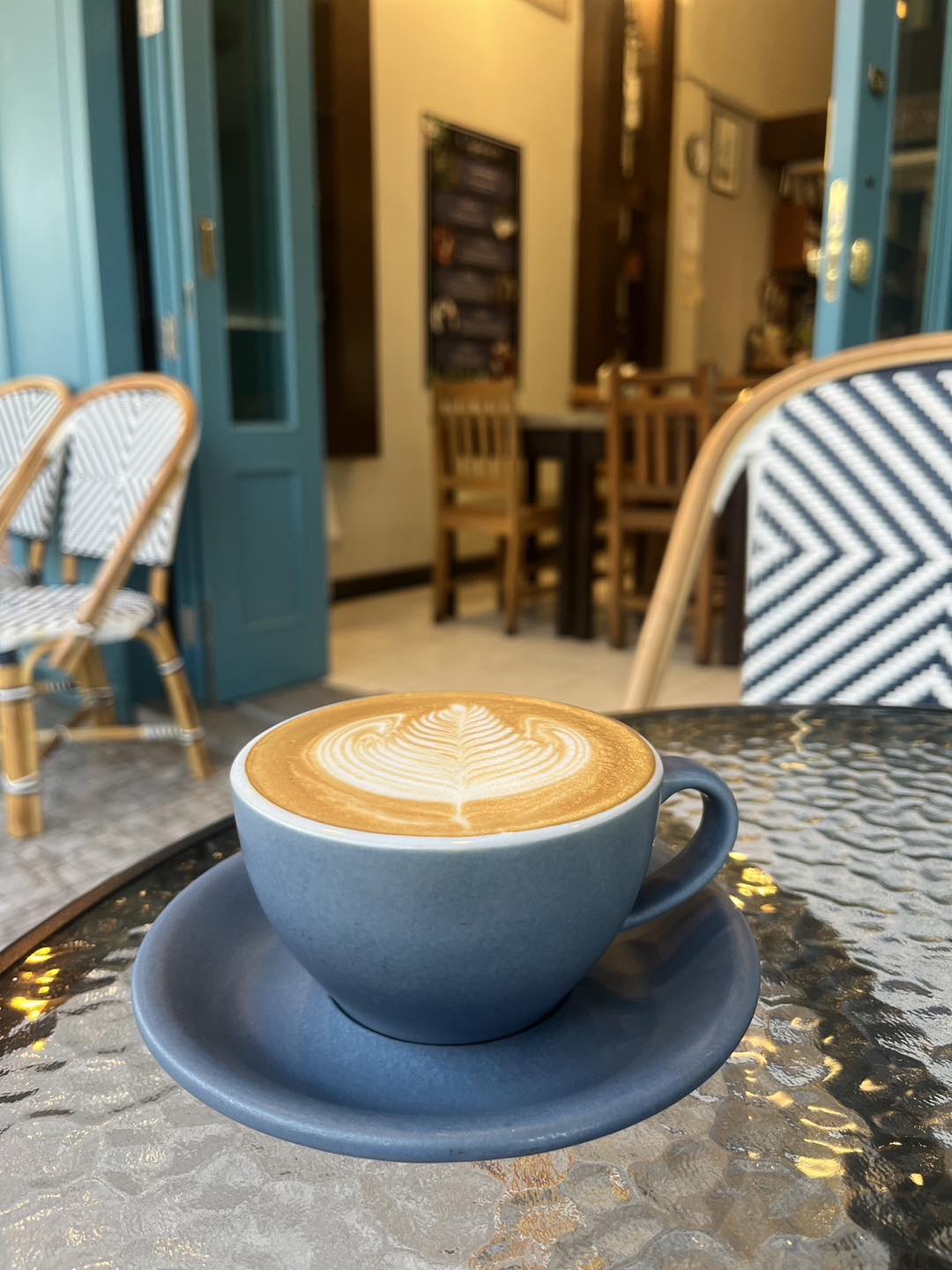 โจ๊กโรงเตี๊ยม, ติ่มซำ หอเจี๊ยะ at ชุมพร, ข้าวเหนียวปิ้งวินเทจ ชุมพร, Coffeebar99 , บ้านยาย ชุมพร, หนึ่งติ่มซำชุมพร, เทียนชัย, ข้าวแกงยายหลิว, ชุมพรแต่เตี้ยม, ซาลาเปาคุณก้อย วังไผ่