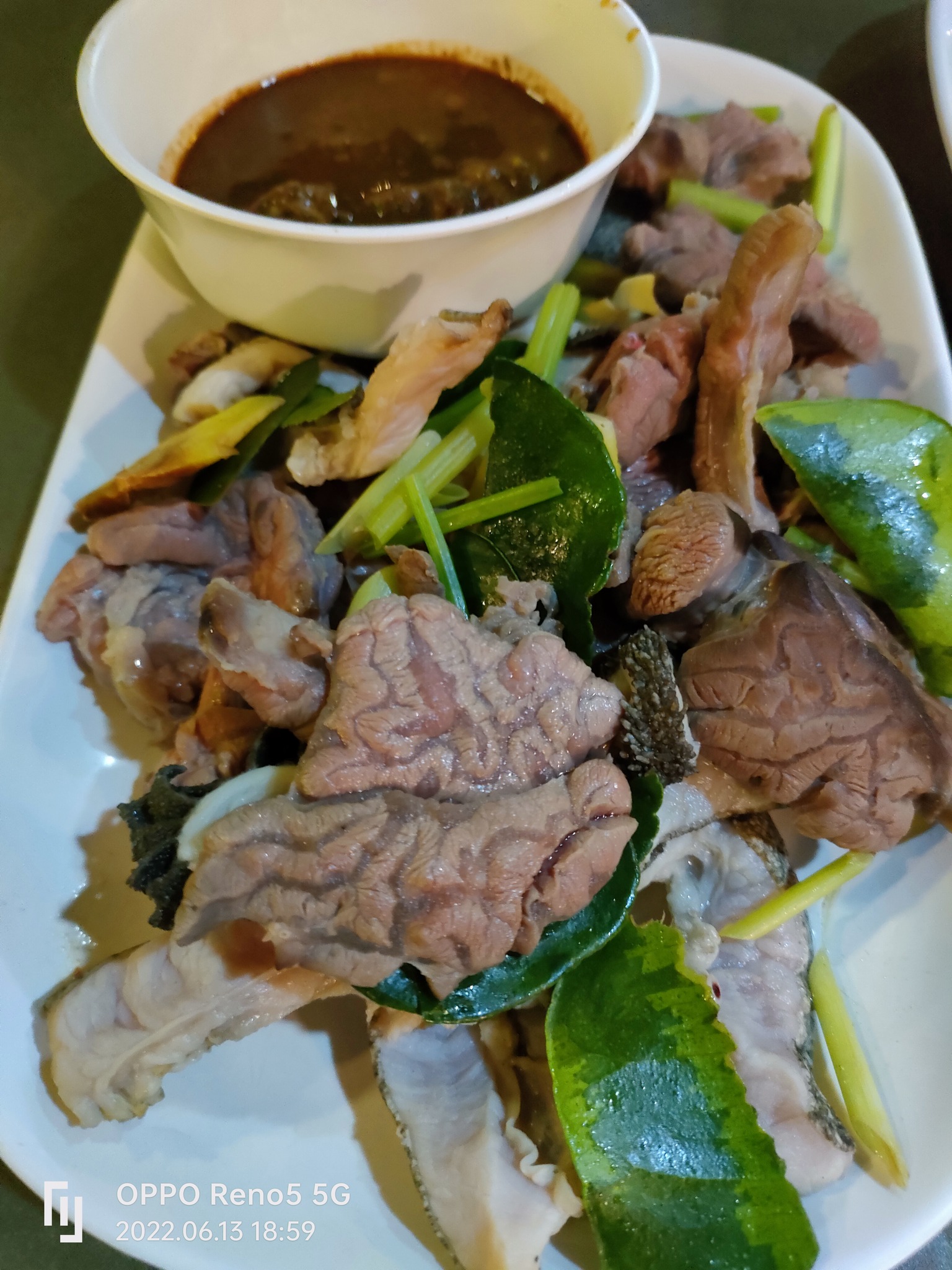 แคลิฟอร์เนียลาบก้อย &amp; เนื้อวัวสด, หลังวัง, เป็ดย่างคูเมือง, ร้านเป็ดย่างคูเมือง เปิดบริการตามปกติ ทุกวัน 08.00-18.00 น., สอบถามเพิ่มเติม โทร. 093-484-8687, จิ้งนำ ขาหมู, ไก่ย่างสีดา, มีไฮมีนา, ร้านอีสาน ประตูนำชัย, บุรีรัมย์เป็ดย่าง, ร้านอาหารตรี คาเฟ่ แอนด์ เรสเตอรองต์, สองพี่น้อง