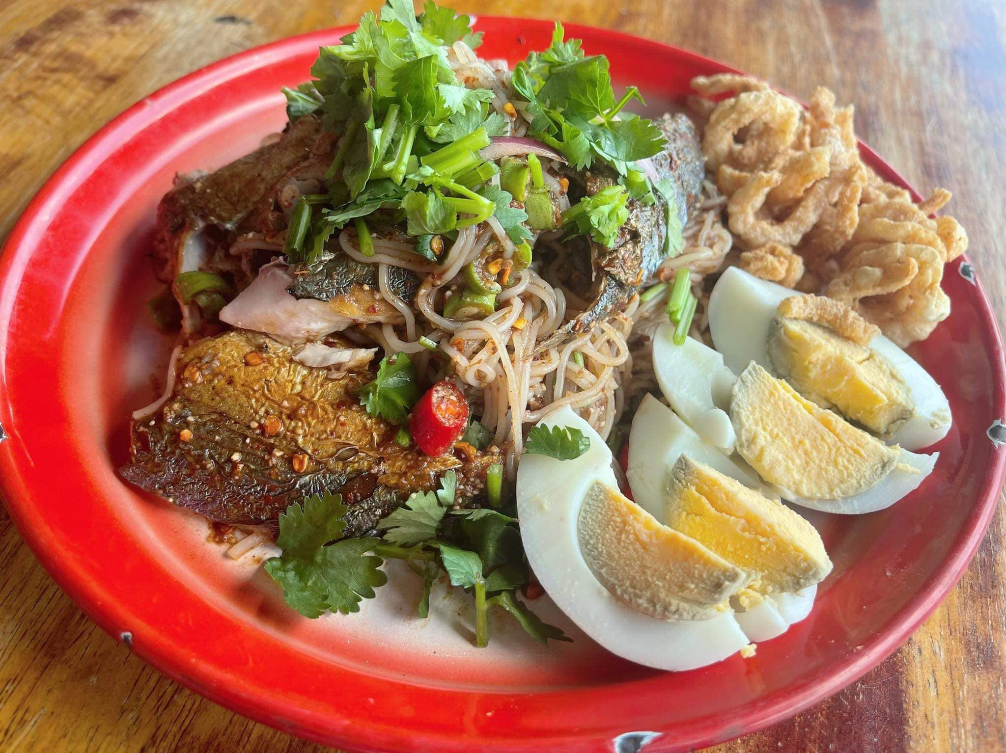 แคลิฟอร์เนียลาบก้อย &amp; เนื้อวัวสด, หลังวัง, เป็ดย่างคูเมือง, ร้านเป็ดย่างคูเมือง เปิดบริการตามปกติ ทุกวัน 08.00-18.00 น., สอบถามเพิ่มเติม โทร. 093-484-8687, จิ้งนำ ขาหมู, ไก่ย่างสีดา, มีไฮมีนา, ร้านอีสาน ประตูนำชัย, บุรีรัมย์เป็ดย่าง, ร้านอาหารตรี คาเฟ่ แอนด์ เรสเตอรองต์, สองพี่น้อง