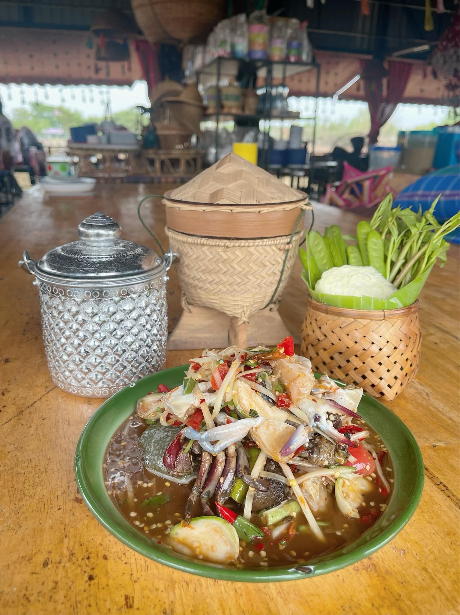 แคลิฟอร์เนียลาบก้อย &amp; เนื้อวัวสด, หลังวัง, เป็ดย่างคูเมือง, ร้านเป็ดย่างคูเมือง เปิดบริการตามปกติ ทุกวัน 08.00-18.00 น., สอบถามเพิ่มเติม โทร. 093-484-8687, จิ้งนำ ขาหมู, ไก่ย่างสีดา, มีไฮมีนา, ร้านอีสาน ประตูนำชัย, บุรีรัมย์เป็ดย่าง, ร้านอาหารตรี คาเฟ่ แอนด์ เรสเตอรองต์, สองพี่น้อง