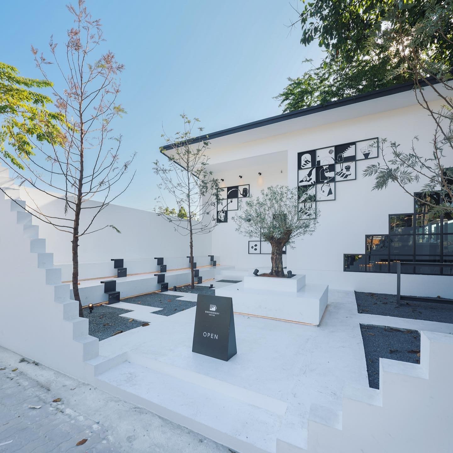 NANA Coffee Roasters, Mmc.bkk, FO SHO BRO, Dear December Cafe, The 66 Cottage, The Black Forest, Bougain Cafe &amp; Crafts, La Mesa Coffee Co., Coffee Station, Gooseberry Coffee Bearing-Lasalle, OOOz.cafe , Shalala Cafe