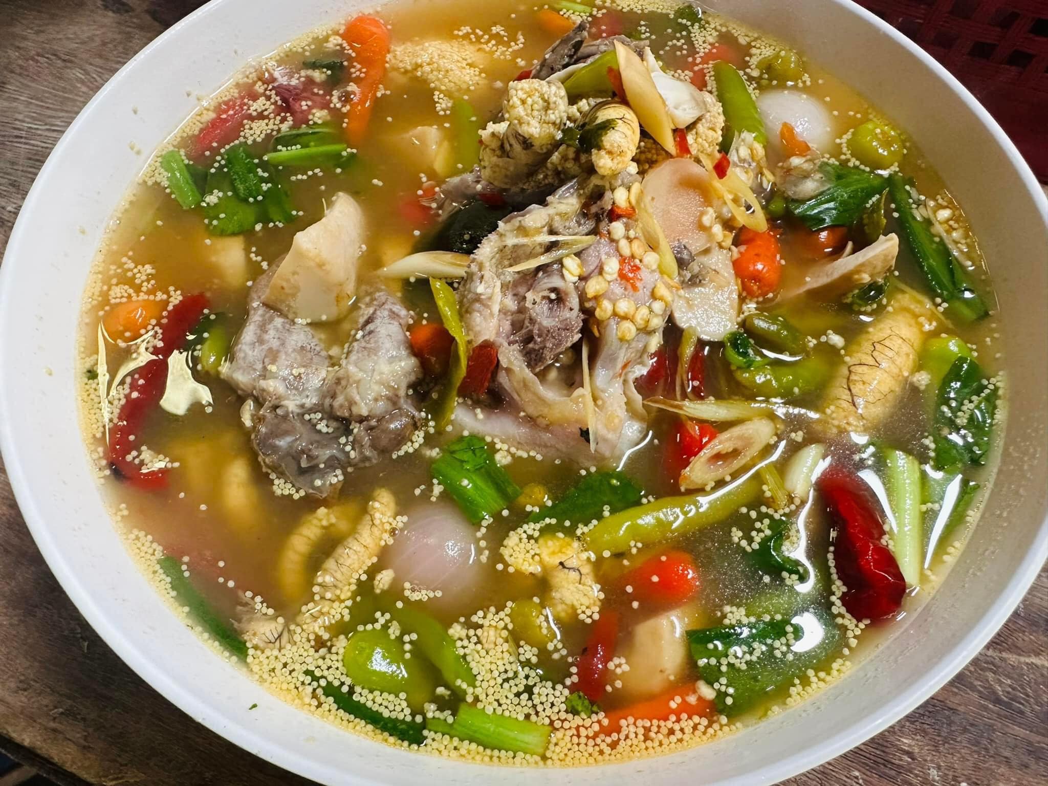 ชายน้ำ, ทรัพย์เจริญซีฟู๊ด-ดำ, กุ้งเผาราชคราม, บ้านอยุธยารมย์, บ้านไม้ริมน้ำ, แกรนด์เจ้าพระญา, บ้านอู่ทอง