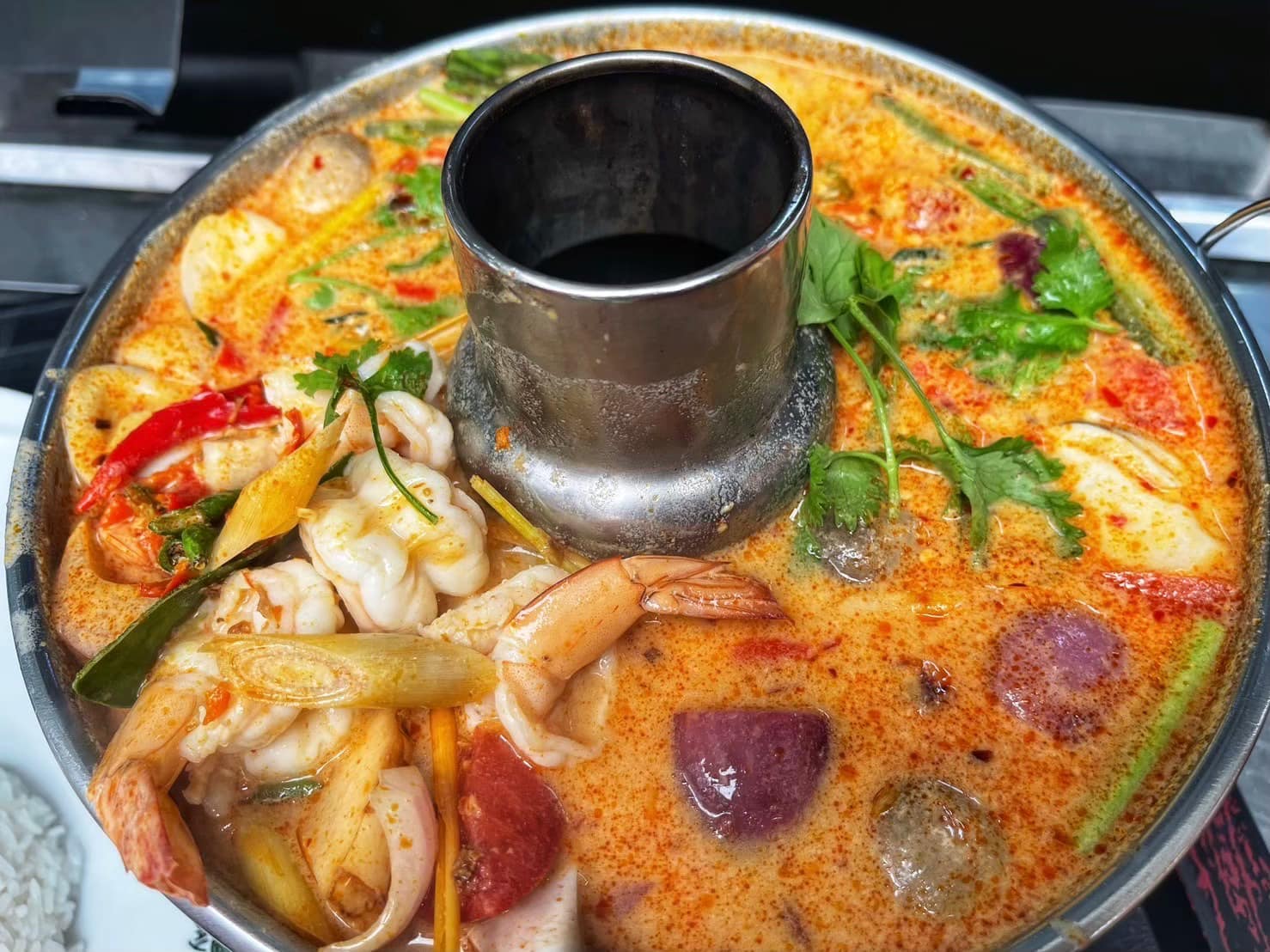 ครัวเจ๊นงค์ซีฟู๊ด, แม่ลูกจันทน์, สาขาบางตะบูน, โคตรหมู, ครัวริมเล ปูเป็น, Luckyseafood 2, ครัวไข่มุกปูเป็น, เจ๊เหมียวทะเลสด, เปลญวน เพชรบุรี, ครัวเพชรน้ำฟ้า, วิวทะเลซีฟู้ดชะอำ, ป้าหยัน, พวงเพชร, ครัวห้วยทราย, กิ่งกาญจน์, รีแล็กซ์ เพชรบุรี, เรือแลเล บางตะบูน, สวนอาหาร "ล้านอร่อย", บางตะบูนเบย์, ครัวปรียานนท์ หาดเจ้าสำราญ, สังเวียนซีฟู้ด Sungwean seafood