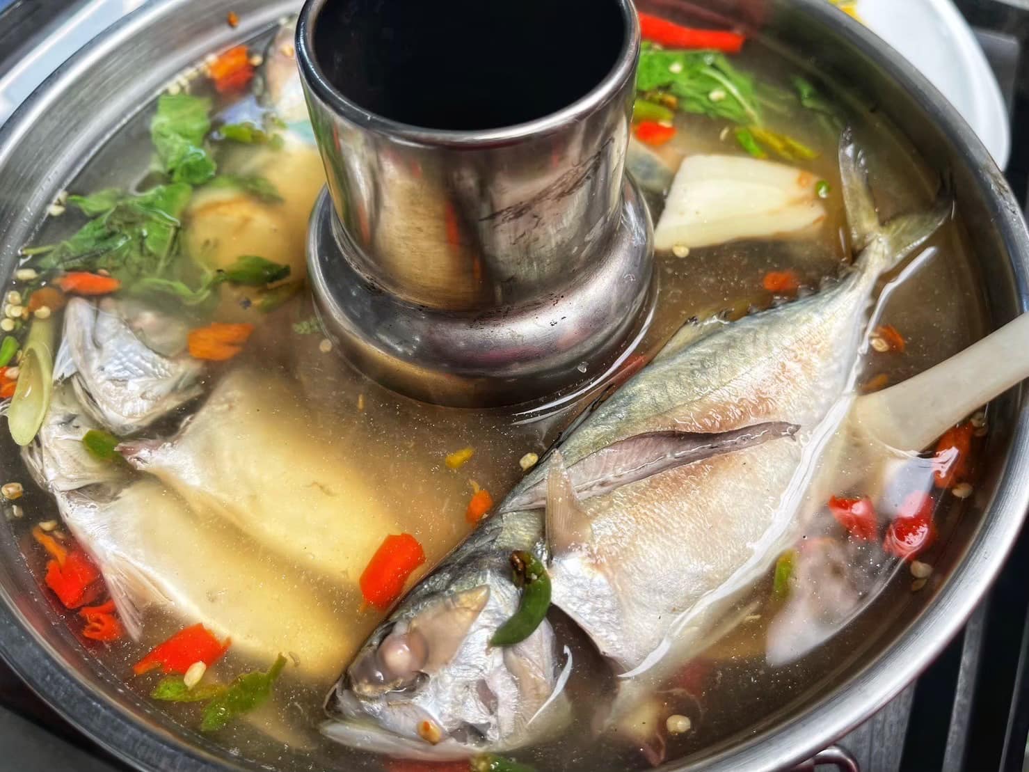 ครัวเจ๊นงค์ซีฟู๊ด, แม่ลูกจันทน์, สาขาบางตะบูน, โคตรหมู, ครัวริมเล ปูเป็น, Luckyseafood 2, ครัวไข่มุกปูเป็น, เจ๊เหมียวทะเลสด, เปลญวน เพชรบุรี, ครัวเพชรน้ำฟ้า, วิวทะเลซีฟู้ดชะอำ, ป้าหยัน, พวงเพชร, ครัวห้วยทราย, กิ่งกาญจน์, รีแล็กซ์ เพชรบุรี, เรือแลเล บางตะบูน, สวนอาหาร "ล้านอร่อย", บางตะบูนเบย์, ครัวปรียานนท์ หาดเจ้าสำราญ, สังเวียนซีฟู้ด Sungwean seafood