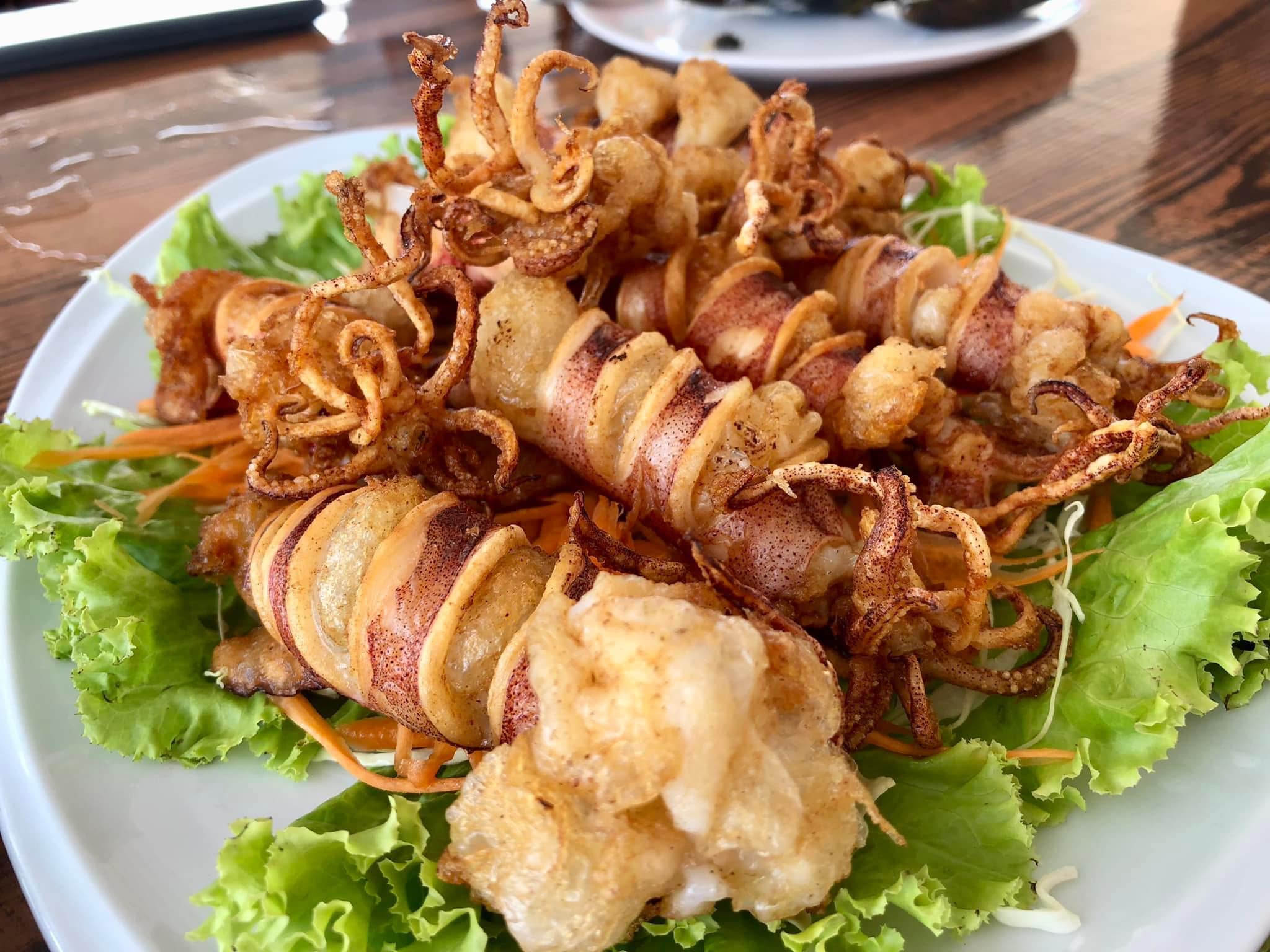 ครัวเจ๊นงค์ซีฟู๊ด, แม่ลูกจันทน์, สาขาบางตะบูน, โคตรหมู, ครัวริมเล ปูเป็น, Luckyseafood 2, ครัวไข่มุกปูเป็น, เจ๊เหมียวทะเลสด, เปลญวน เพชรบุรี, ครัวเพชรน้ำฟ้า, วิวทะเลซีฟู้ดชะอำ, ป้าหยัน, พวงเพชร, ครัวห้วยทราย, กิ่งกาญจน์, รีแล็กซ์ เพชรบุรี, เรือแลเล บางตะบูน, สวนอาหาร "ล้านอร่อย", บางตะบูนเบย์, ครัวปรียานนท์ หาดเจ้าสำราญ, สังเวียนซีฟู้ด Sungwean seafood