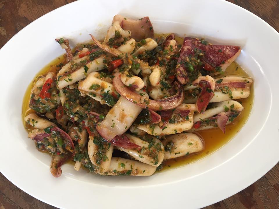 ร้านน้องเจเจ อาหารไทยพื้นบ้าน ซ.หัวหิน43-45, ร้านลุงบังหัวปลาหม้อไฟ หัวหิน, ร้านบ้านครูส่วน by ปลา, Tanya's, ร้านเกี๊ยวปลานำชัย, เจ๊กเปี๊ยะ, ครัวแม่ฬา, บ้านอิสระ, พาสใต้ บาย เชฟเต้หัวหิน Pastay by cheftae, ครัวเจ๊เนี้ยวหัวหิน51, โกหมาก หัวหิน, ซาลาเปาเตาถ่าน BY ยายม่วย, ร้านขนมไทยแม่เก็บหัวหิน, ครัวแม่กะเมย