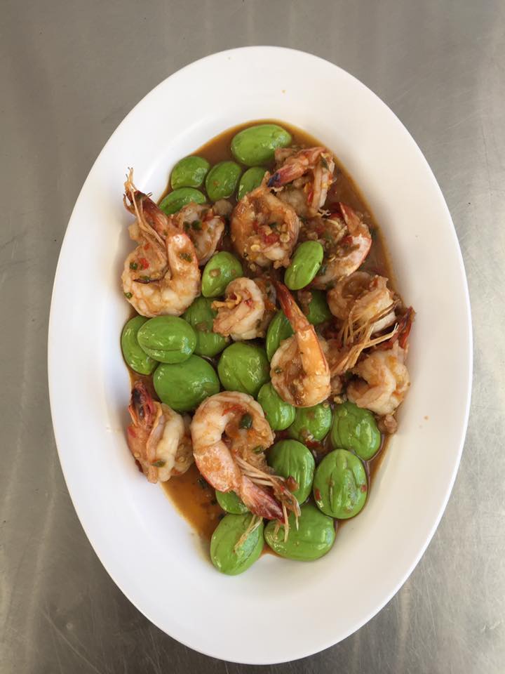 ร้านน้องเจเจ อาหารไทยพื้นบ้าน ซ.หัวหิน43-45, ร้านลุงบังหัวปลาหม้อไฟ หัวหิน, ร้านบ้านครูส่วน by ปลา, Tanya's, ร้านเกี๊ยวปลานำชัย, เจ๊กเปี๊ยะ, ครัวแม่ฬา, บ้านอิสระ, พาสใต้ บาย เชฟเต้หัวหิน Pastay by cheftae, ครัวเจ๊เนี้ยวหัวหิน51, โกหมาก หัวหิน, ซาลาเปาเตาถ่าน BY ยายม่วย, ร้านขนมไทยแม่เก็บหัวหิน, ครัวแม่กะเมย