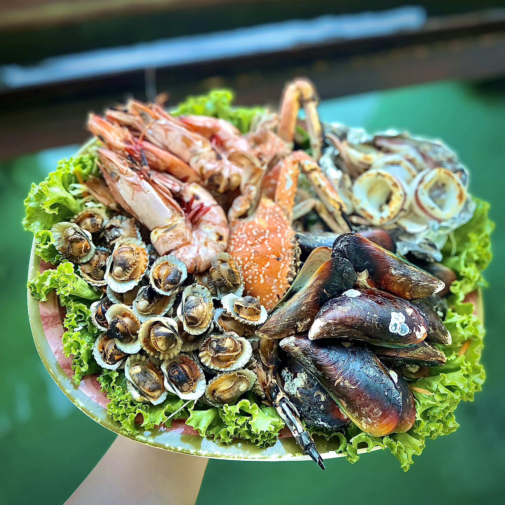 ครัวเจ๊นงค์ซีฟู๊ด, แม่ลูกจันทน์, สาขาบางตะบูน, โคตรหมู, ครัวริมเล ปูเป็น, Luckyseafood 2, ครัวไข่มุกปูเป็น, เจ๊เหมียวทะเลสด, เปลญวน เพชรบุรี, ครัวเพชรน้ำฟ้า, วิวทะเลซีฟู้ดชะอำ, ป้าหยัน, พวงเพชร, ครัวห้วยทราย, กิ่งกาญจน์, รีแล็กซ์ เพชรบุรี, เรือแลเล บางตะบูน, สวนอาหาร "ล้านอร่อย", บางตะบูนเบย์, ครัวปรียานนท์ หาดเจ้าสำราญ, สังเวียนซีฟู้ด Sungwean seafood