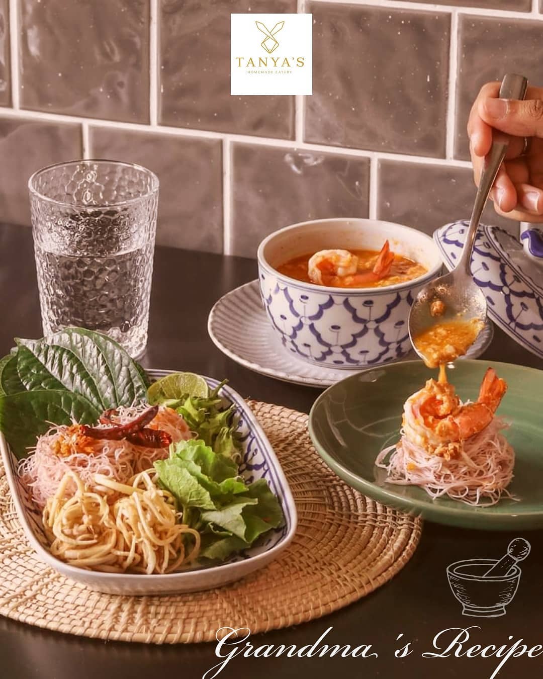 ร้านน้องเจเจ อาหารไทยพื้นบ้าน ซ.หัวหิน43-45, ร้านลุงบังหัวปลาหม้อไฟ หัวหิน, ร้านบ้านครูส่วน by ปลา, Tanya's, ร้านเกี๊ยวปลานำชัย, เจ๊กเปี๊ยะ, ครัวแม่ฬา, บ้านอิสระ, พาสใต้ บาย เชฟเต้หัวหิน Pastay by cheftae, ครัวเจ๊เนี้ยวหัวหิน51, โกหมาก หัวหิน, ซาลาเปาเตาถ่าน BY ยายม่วย, ร้านขนมไทยแม่เก็บหัวหิน, ครัวแม่กะเมย